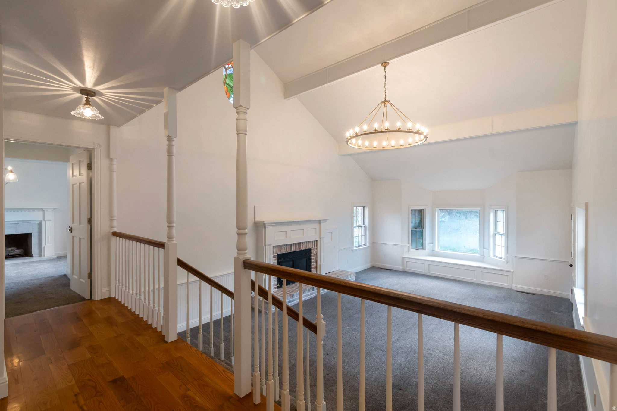 RIVER EDGE - Residential