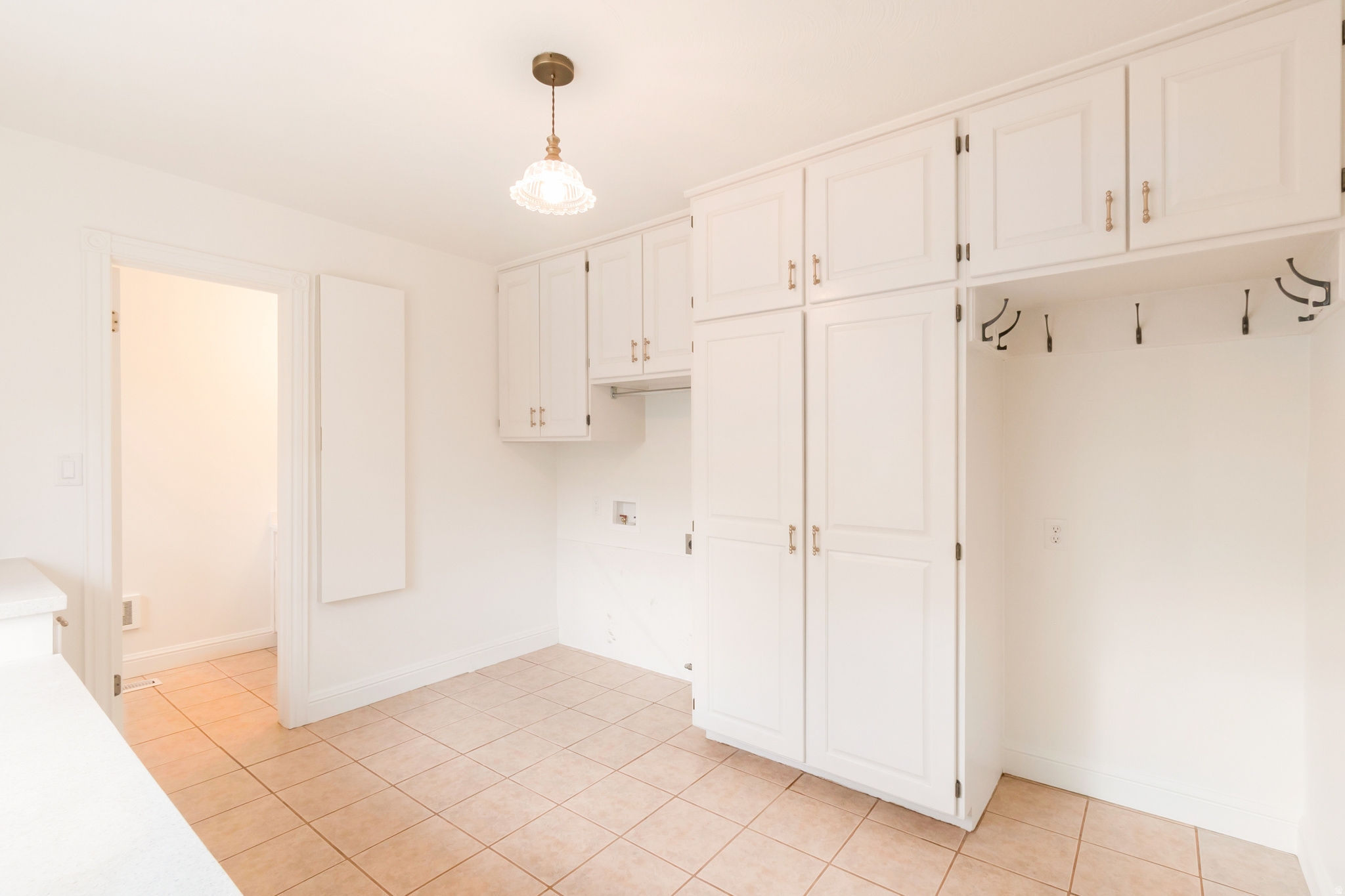 RIVER EDGE - Residential