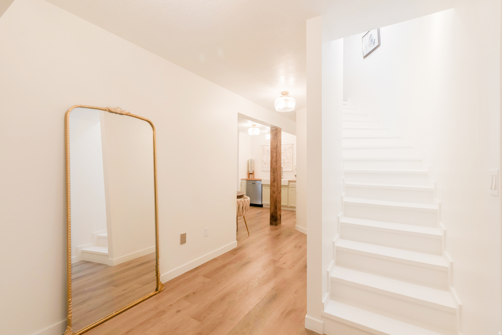 RIVER EDGE - Residential