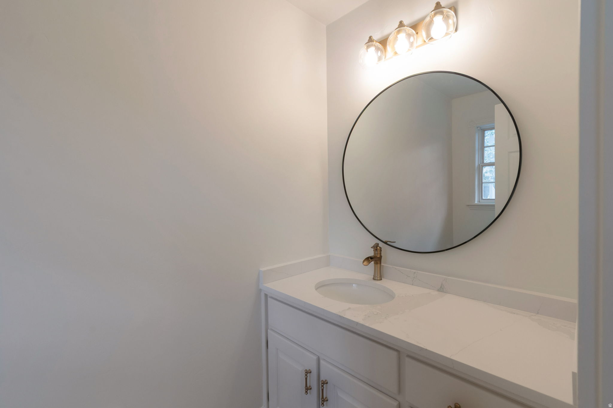 RIVER EDGE - Residential