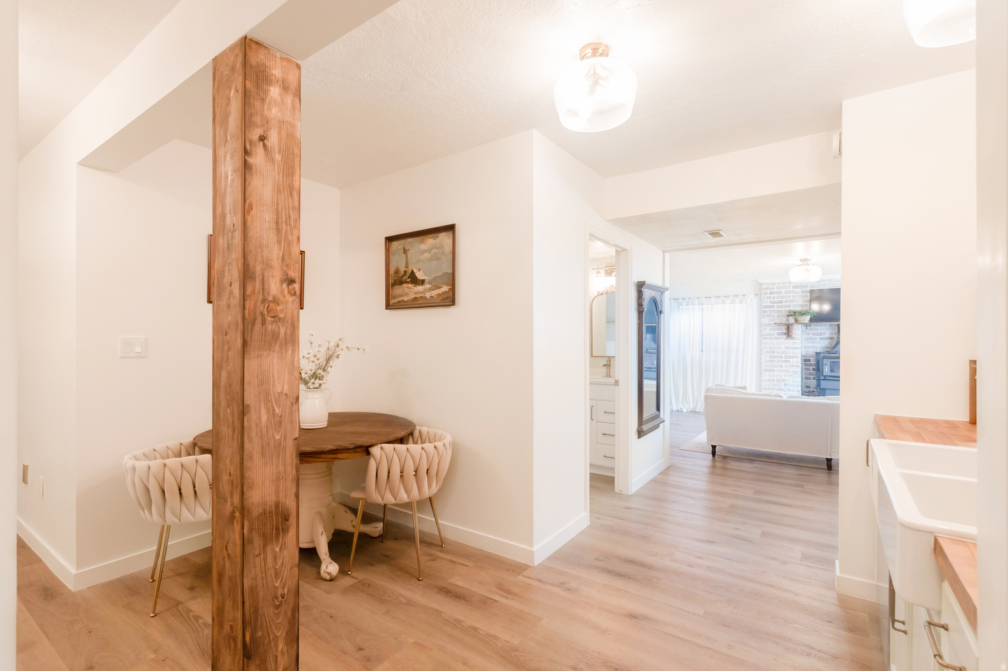 RIVER EDGE - Residential