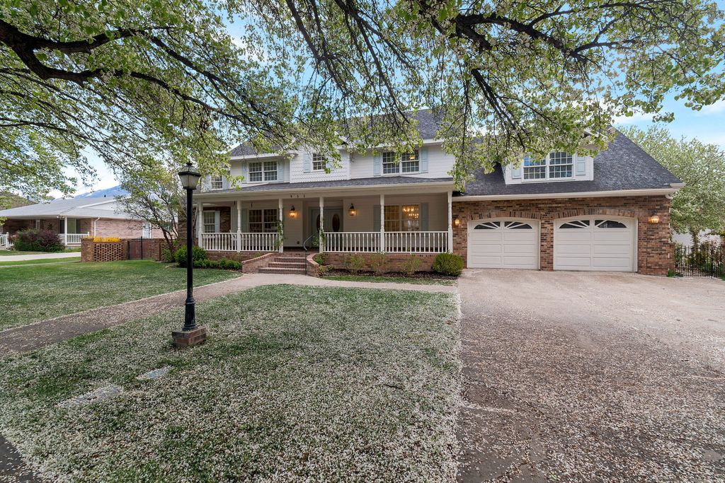 Photo of 952 N 400 E, American Fork, UT 84003 (MLS # 2148264)