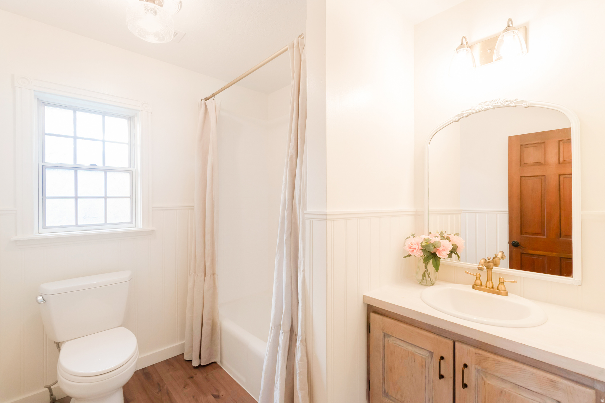 RIVER EDGE - Residential