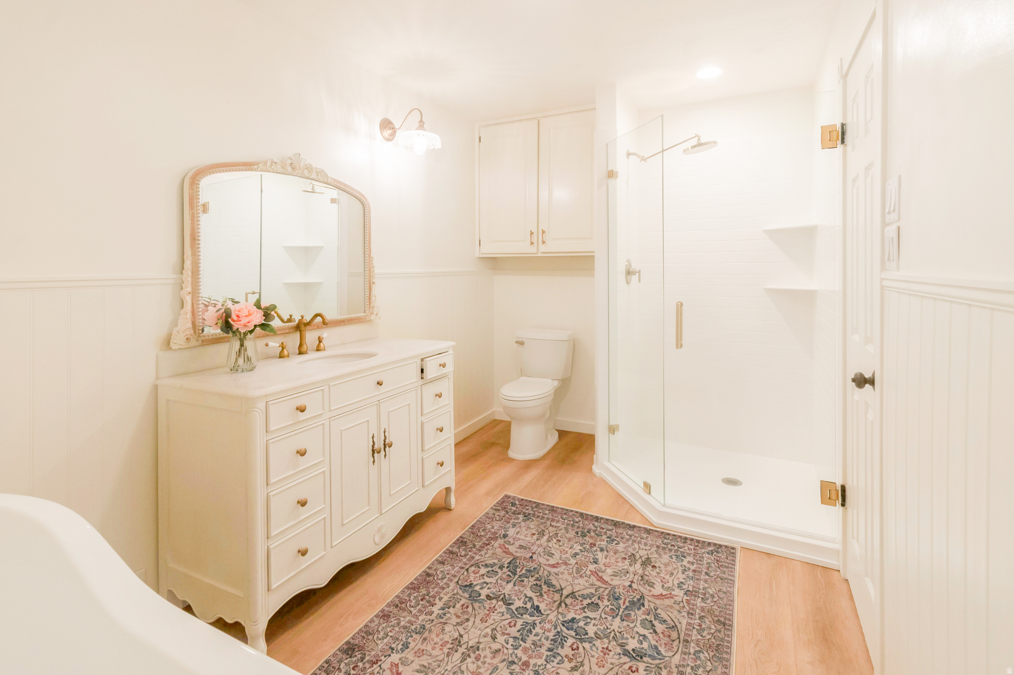 RIVER EDGE - Residential