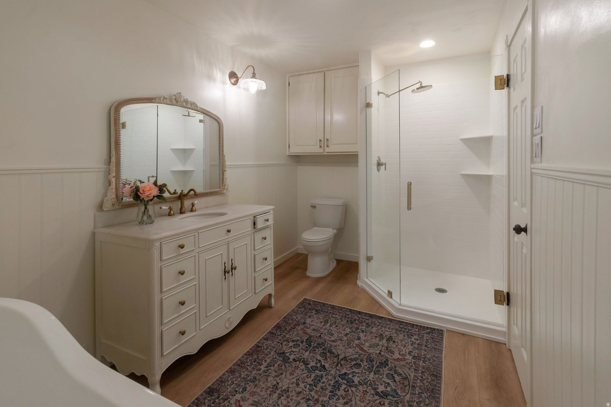 RIVER EDGE - Residential