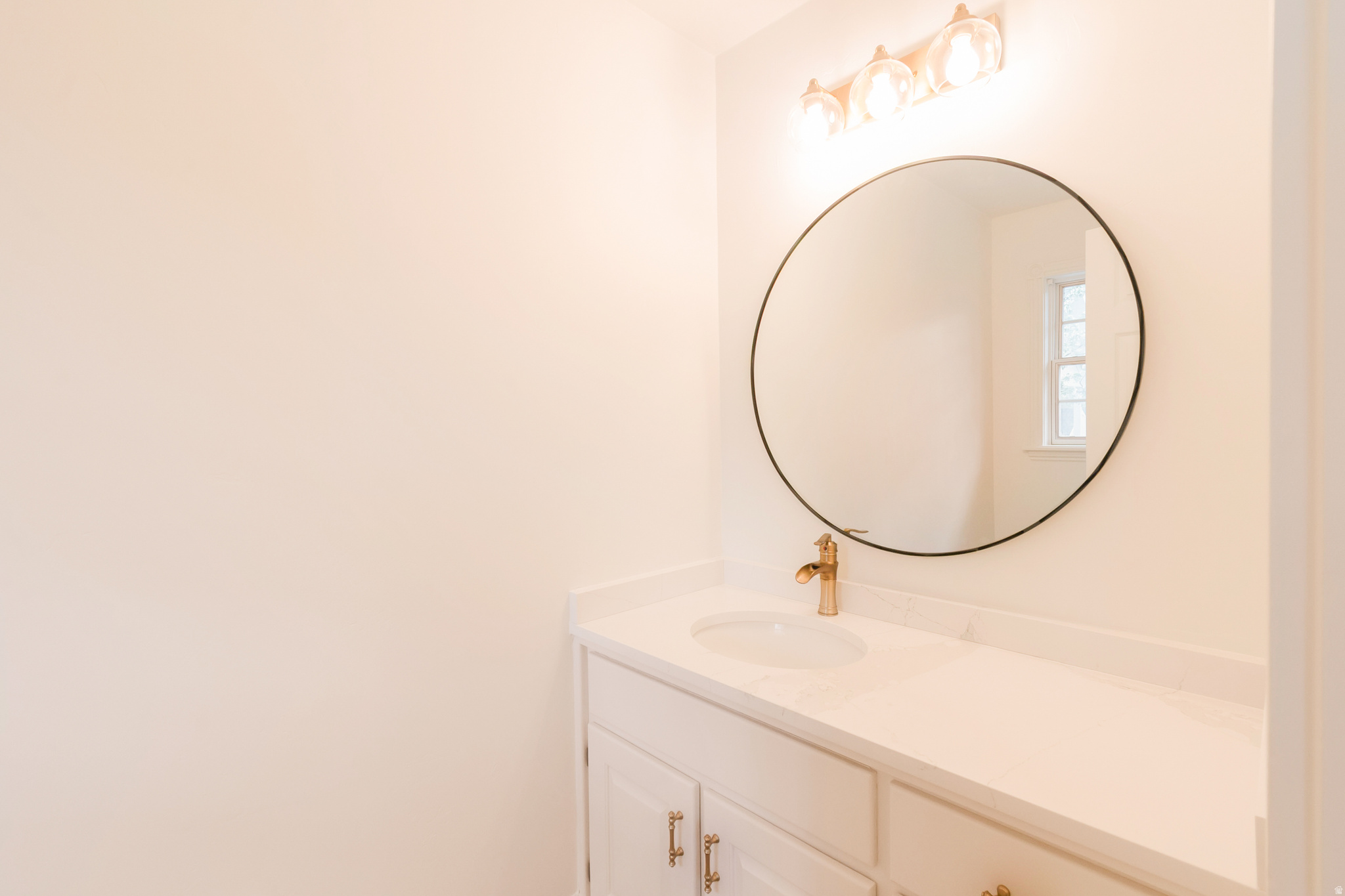 RIVER EDGE - Residential