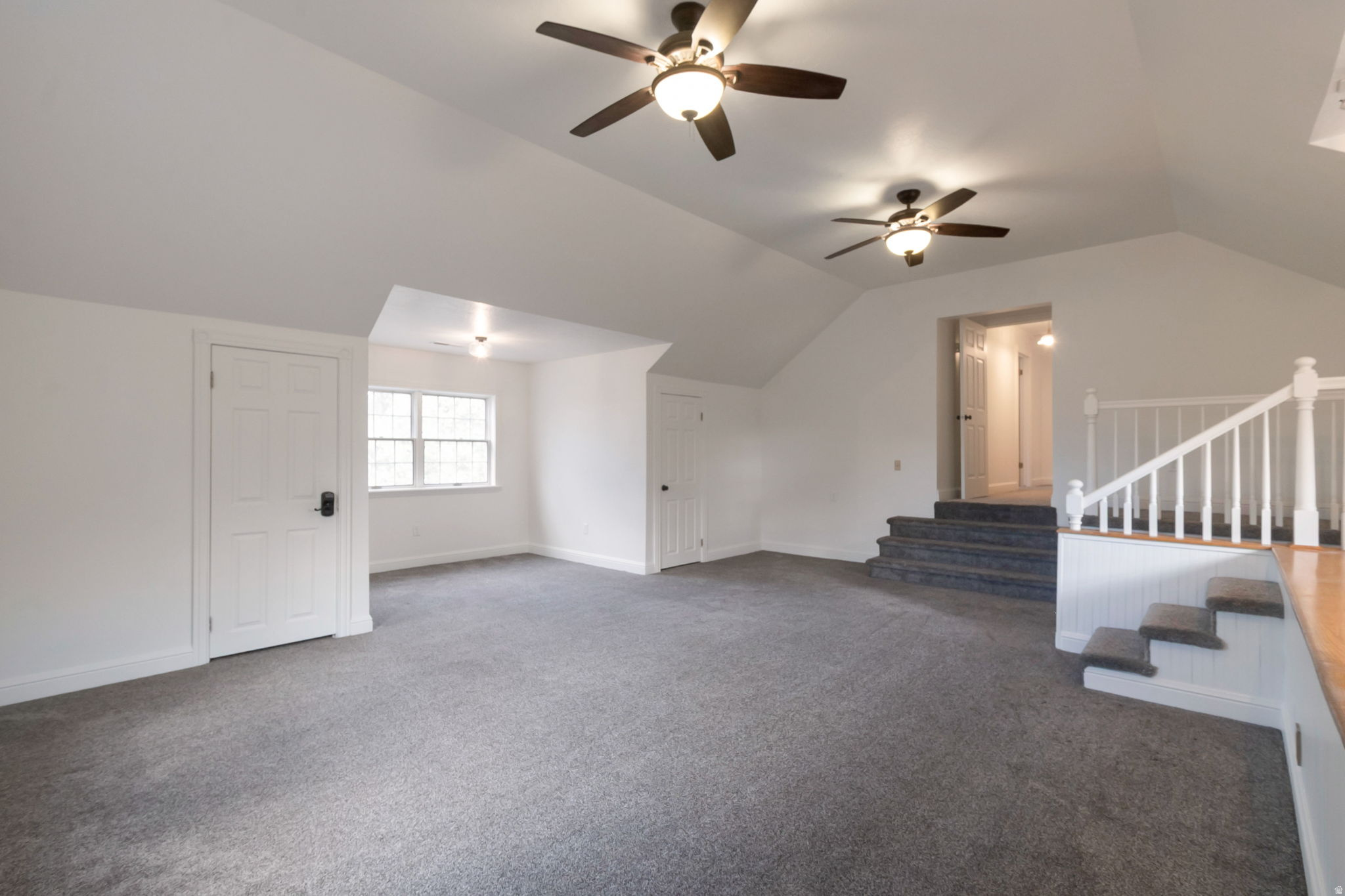 RIVER EDGE - Residential