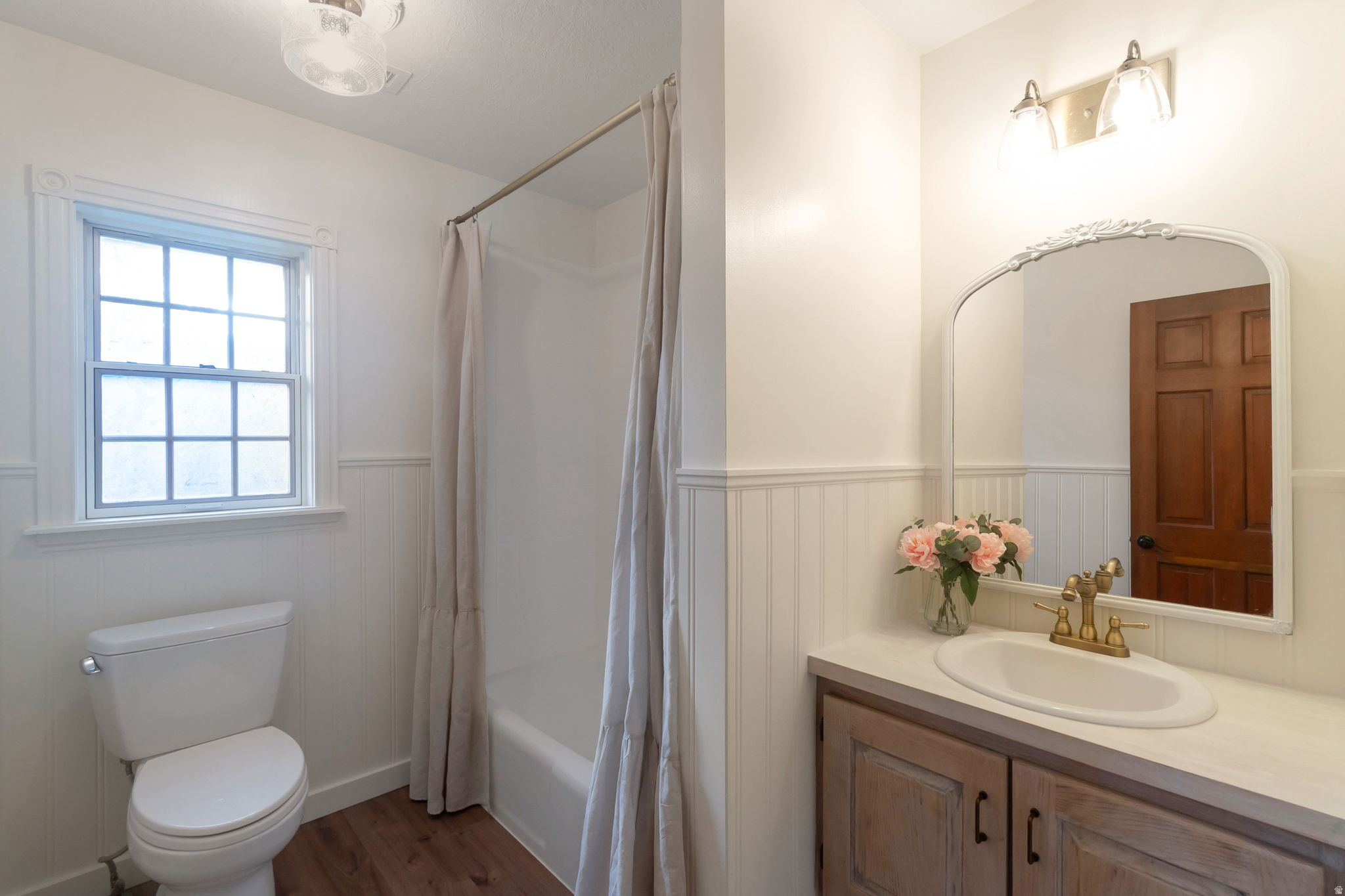 RIVER EDGE - Residential