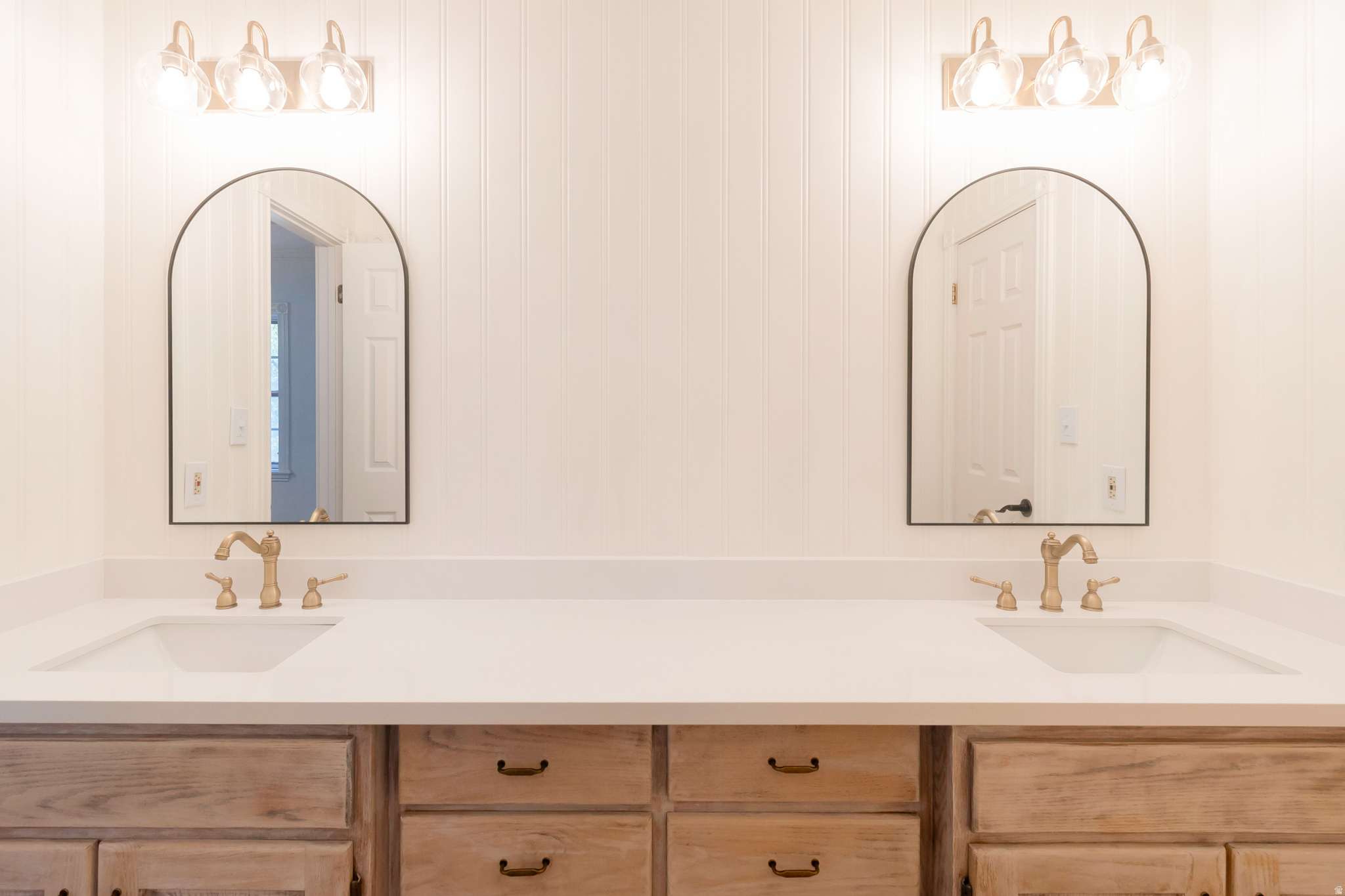 RIVER EDGE - Residential