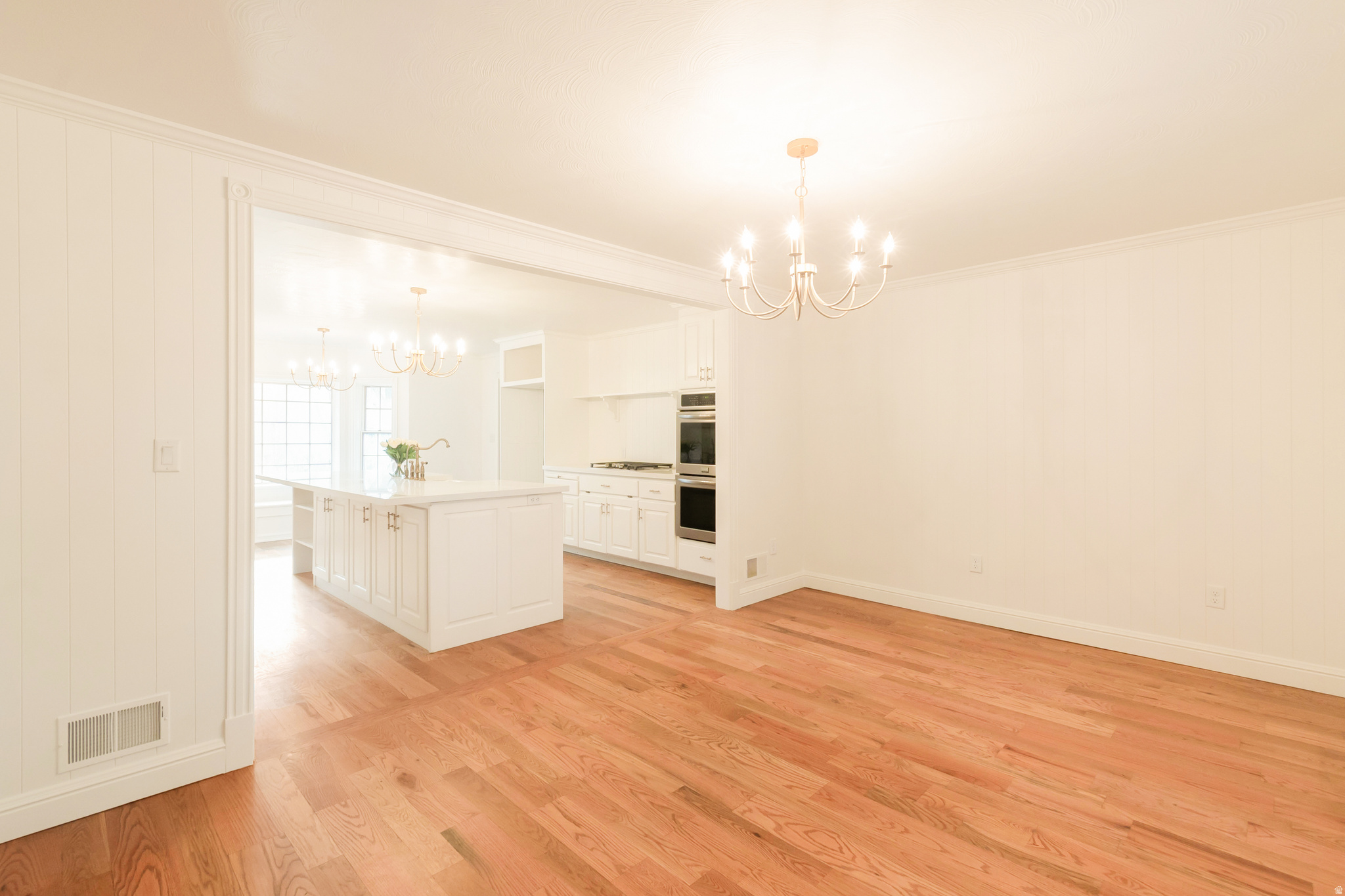 RIVER EDGE - Residential