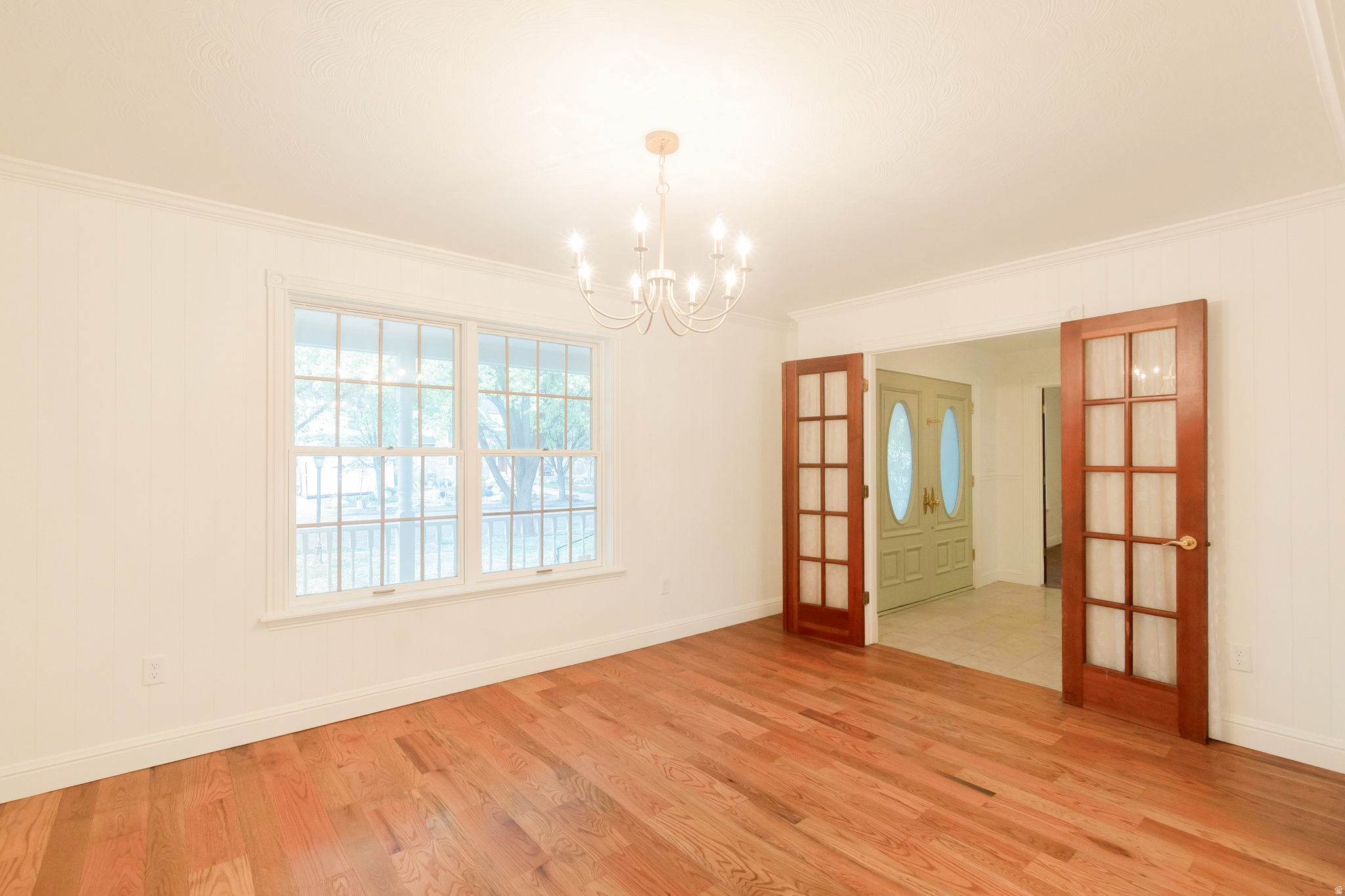 RIVER EDGE - Residential