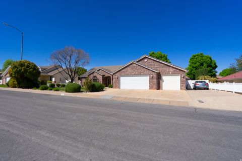 Tiny photo for 3734 W MITCHELL DR, Santa Clara, UT 84765 (MLS # 2147204)