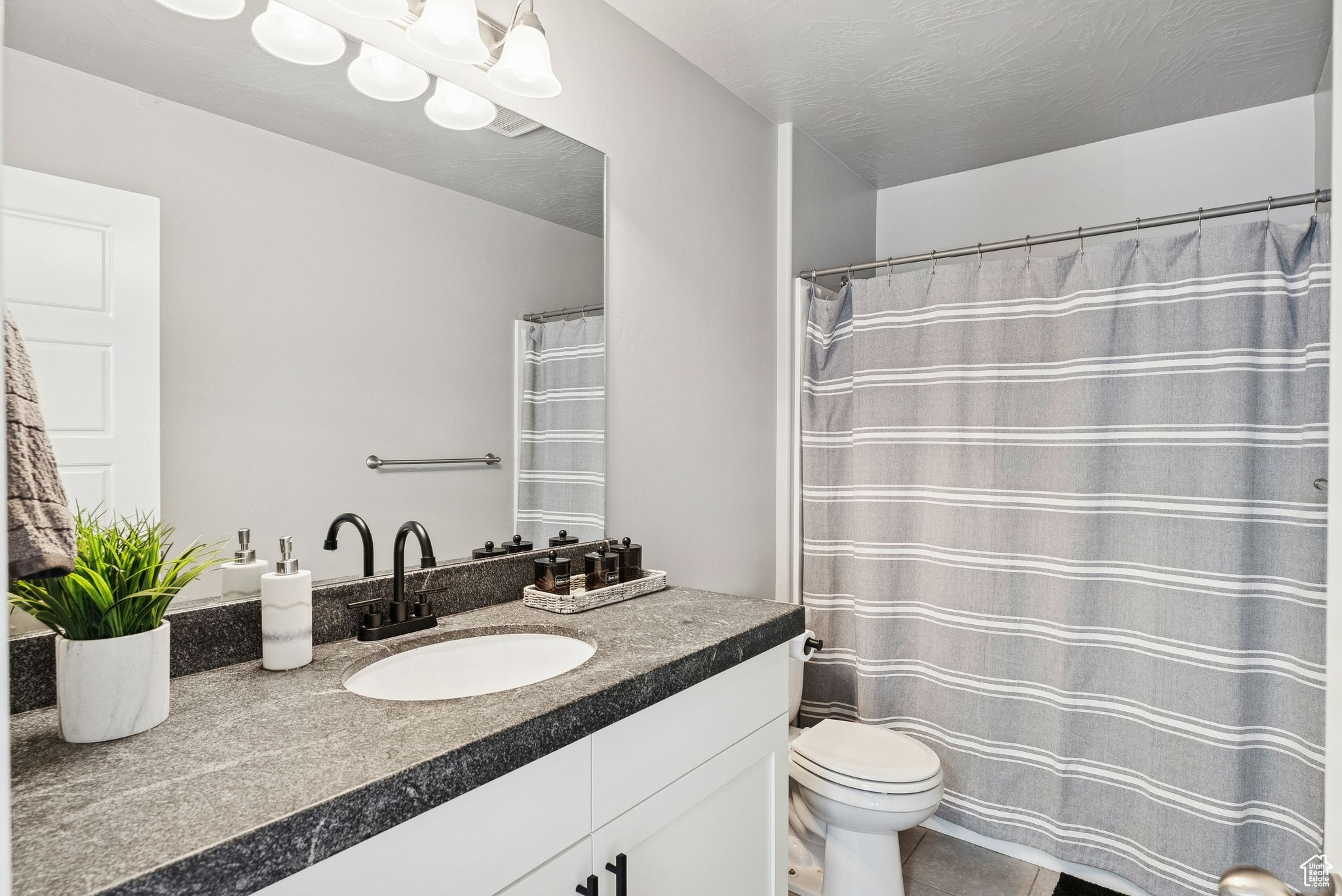 SILVERLAKE - Residential