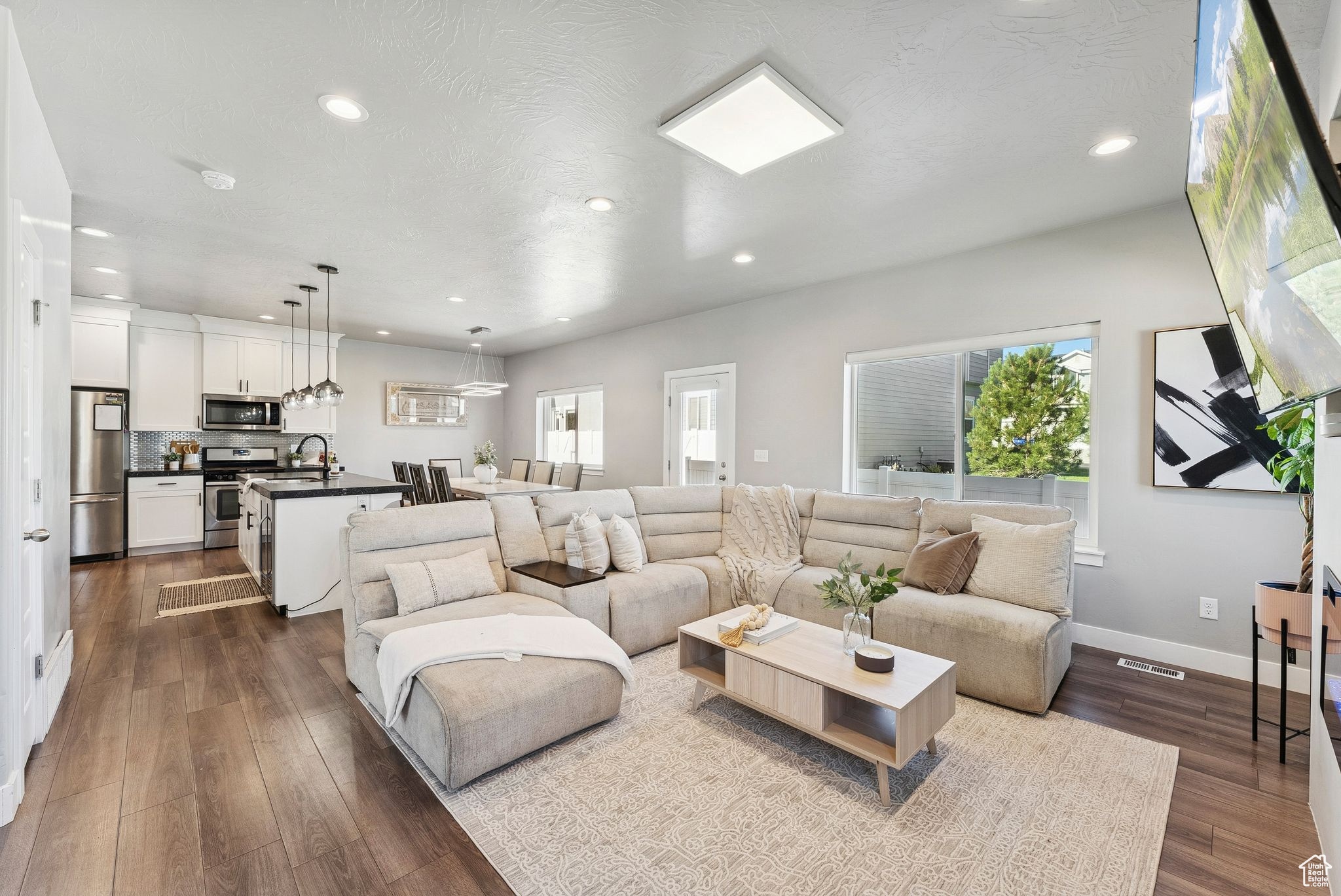 SILVERLAKE - Residential