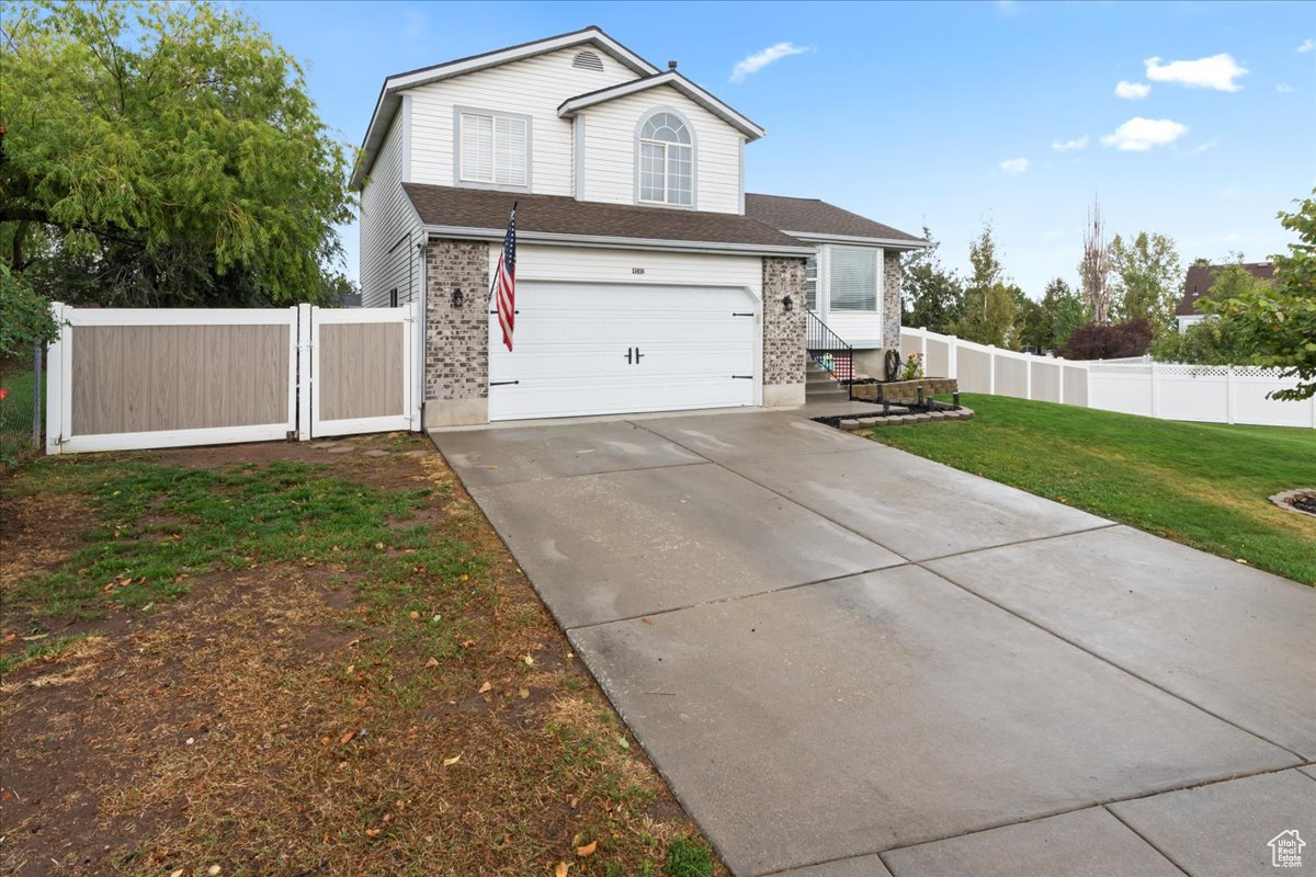 4592 S White Flower Way, West Valley City, Utah image 3