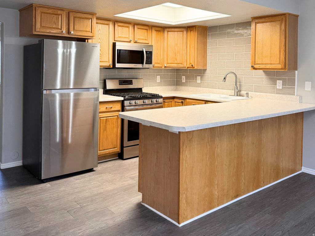 Photo of 60 HAMPTON PL, Logan, UT 84341 (MLS # 2126048)