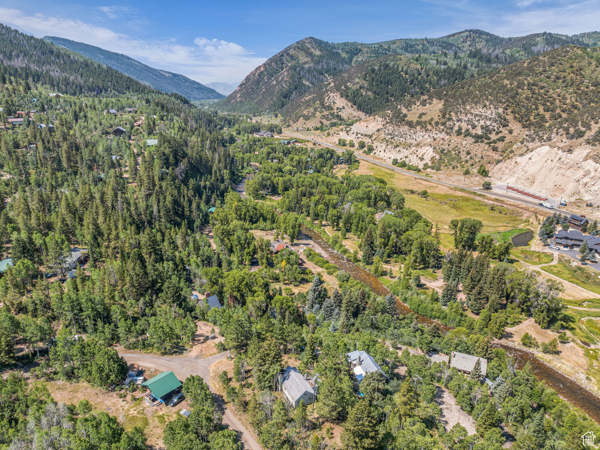 HIDDEN LAKES - Residential