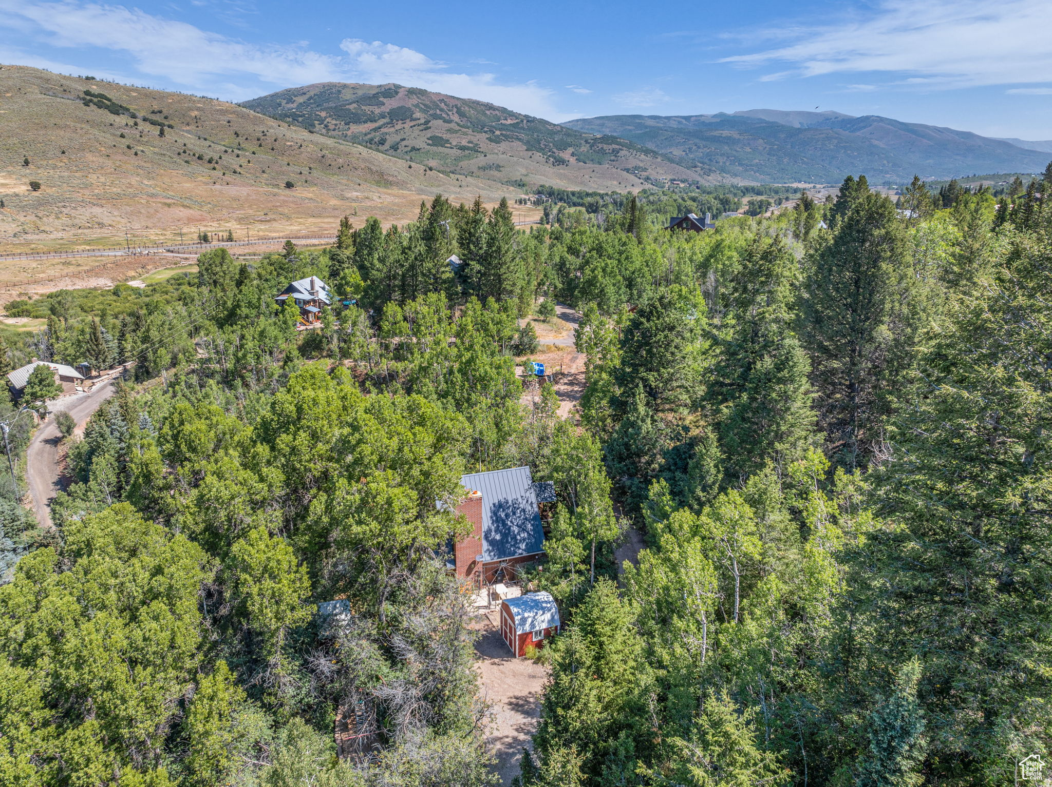 HIDDEN LAKES - Residential