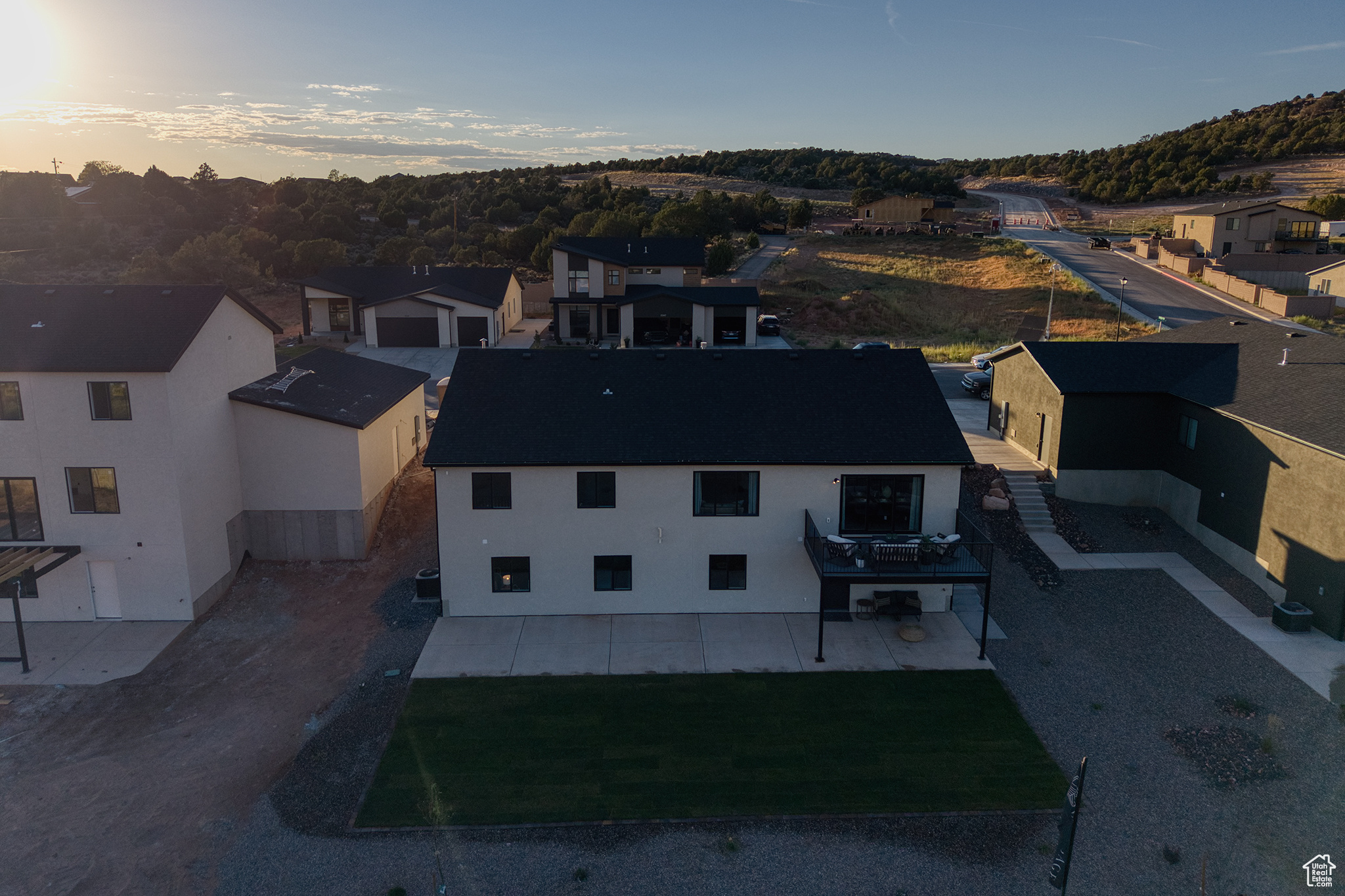 BLACK SAGE - Residential