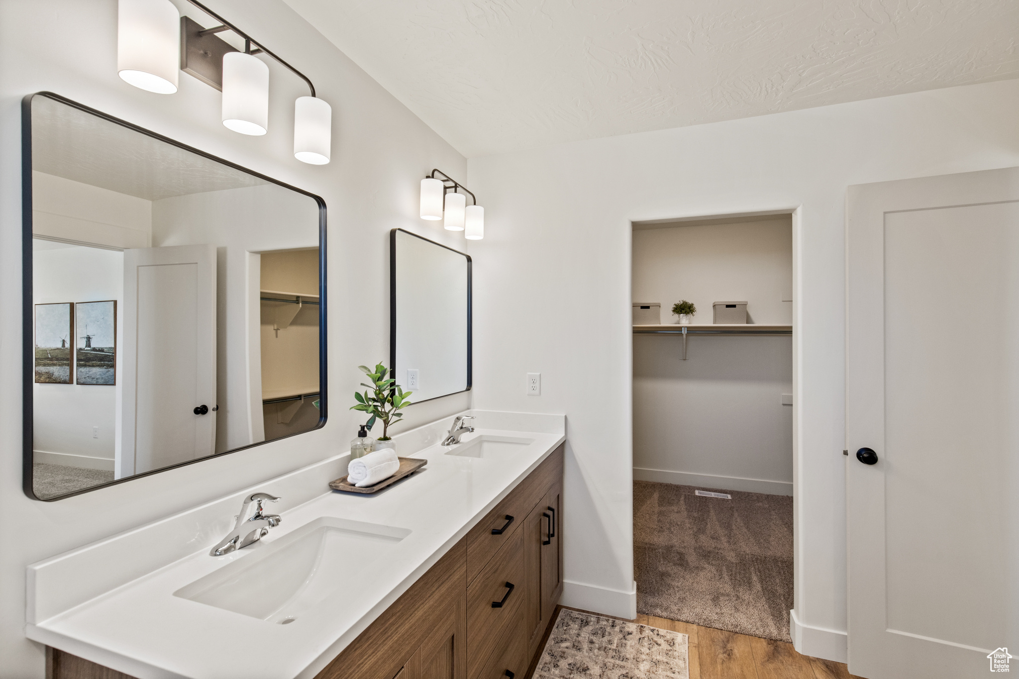 BLACK SAGE - Residential