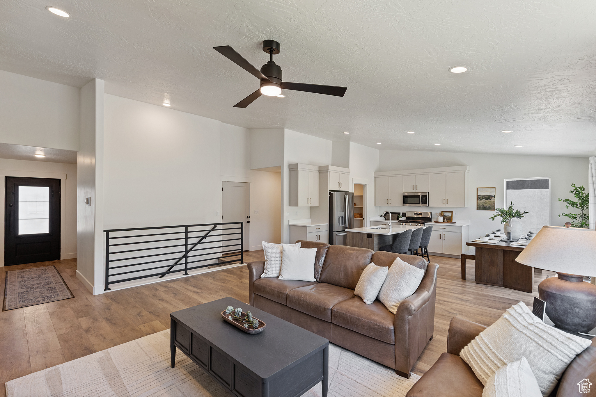 BLACK SAGE - Residential