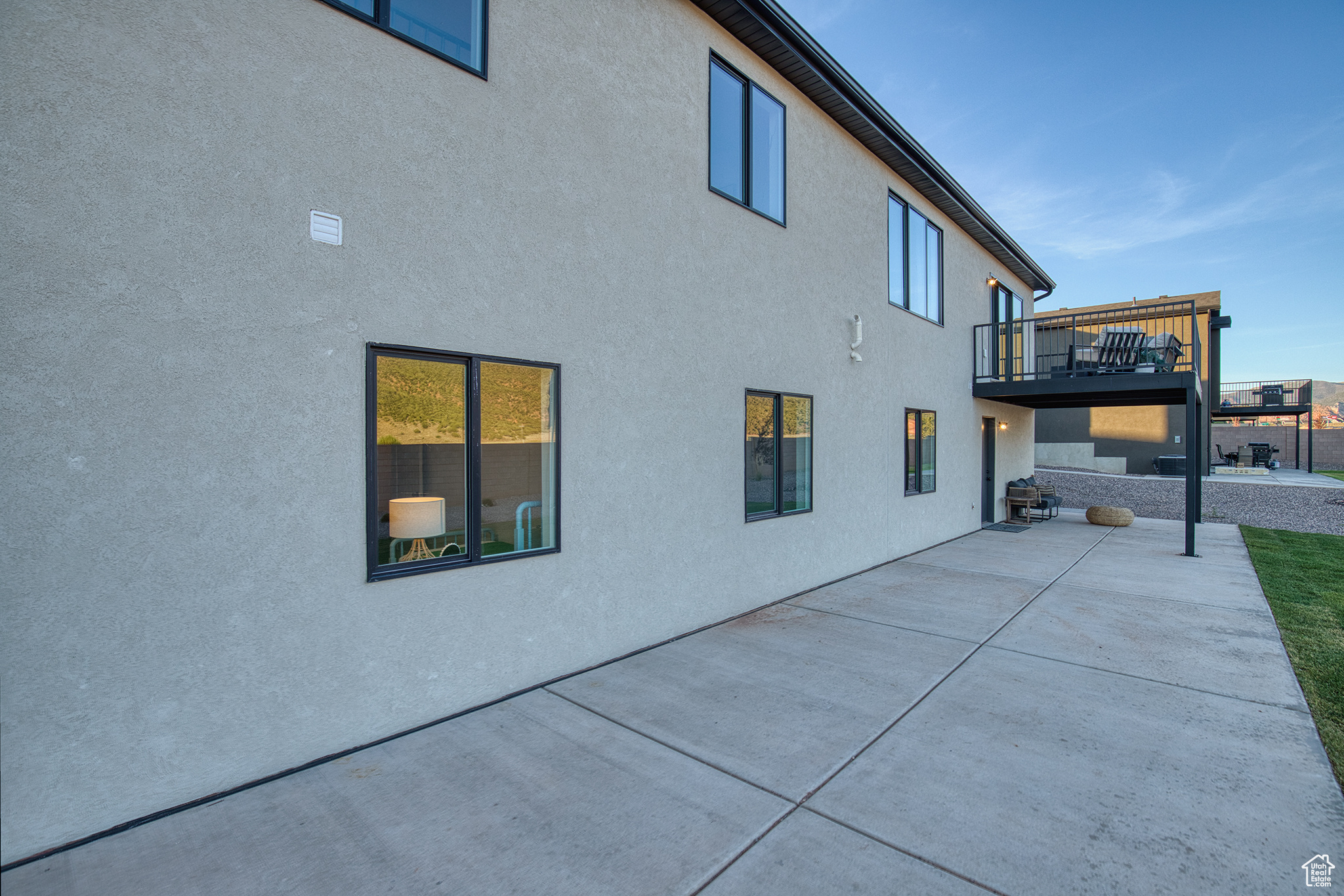 BLACK SAGE - Residential