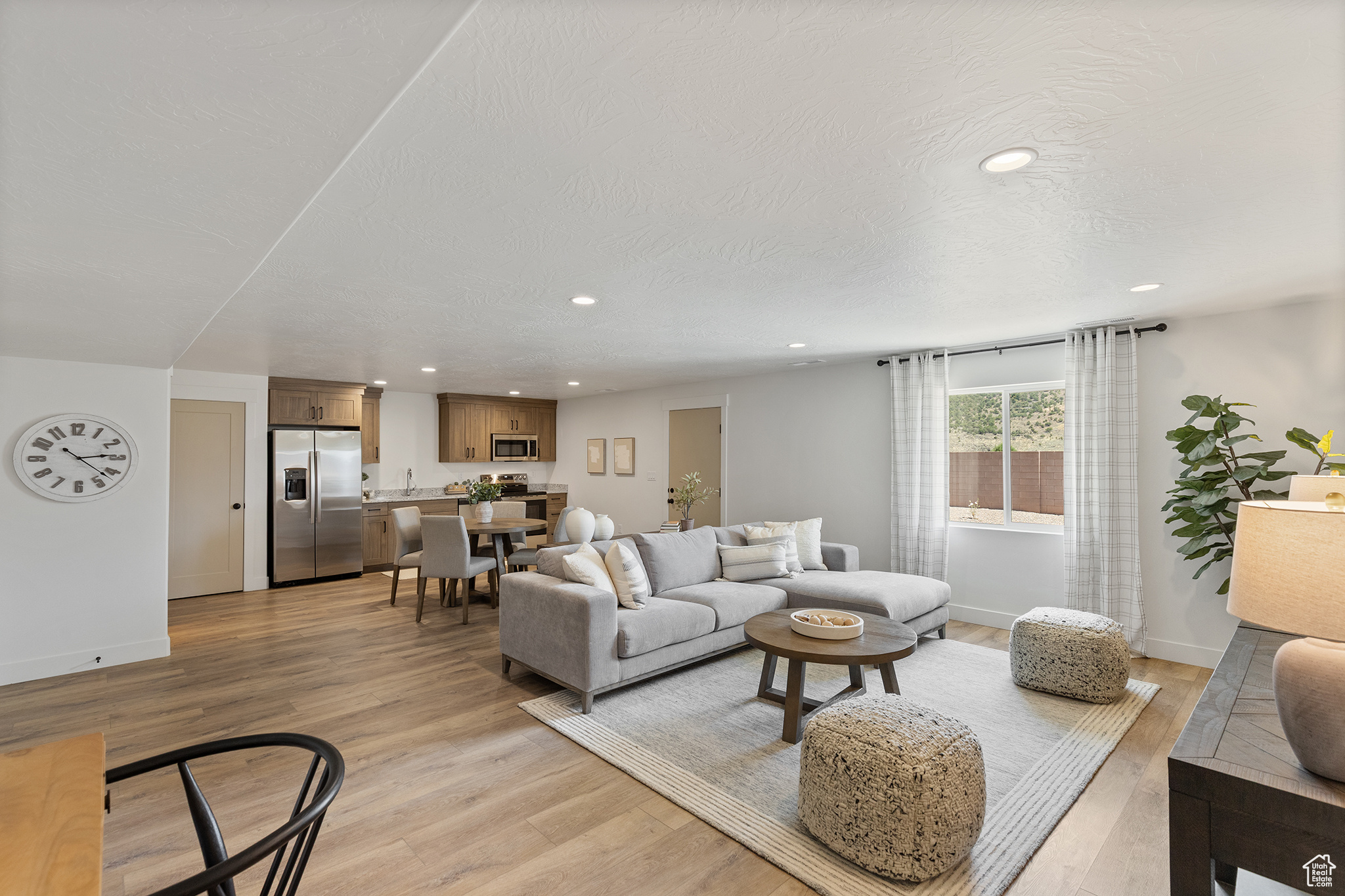 BLACK SAGE - Residential