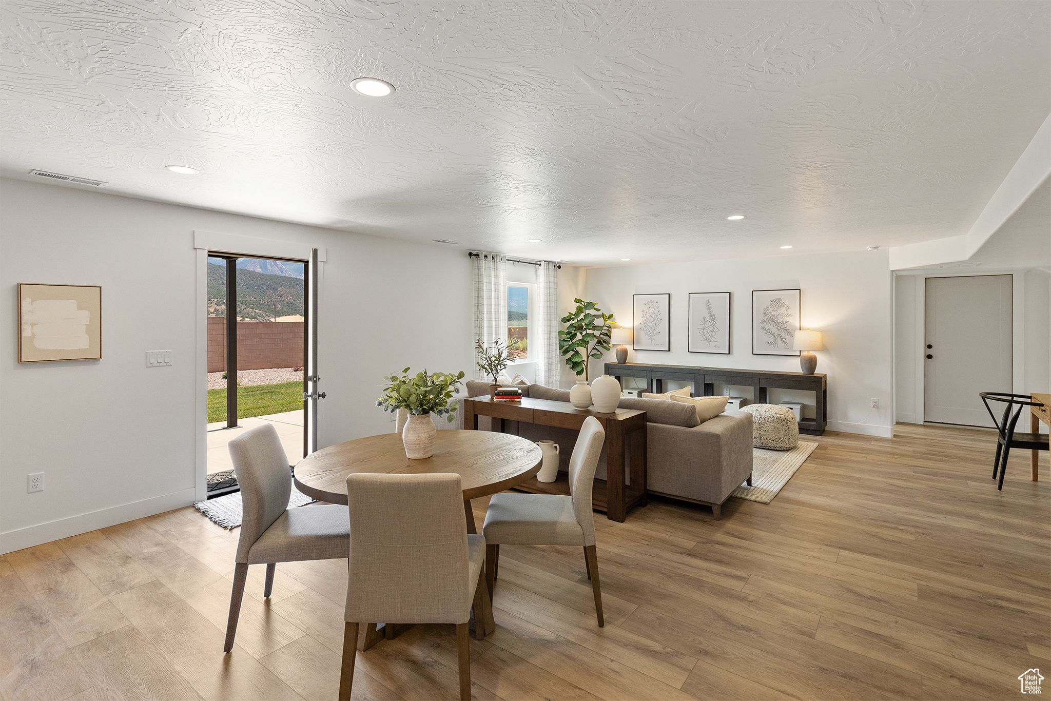 BLACK SAGE - Residential