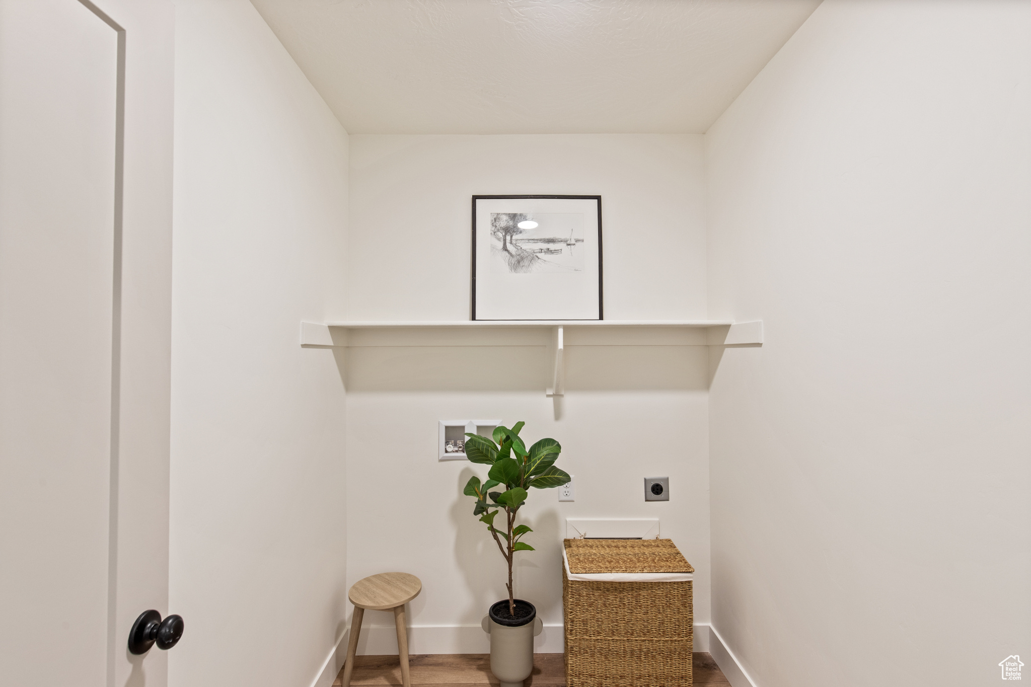 BLACK SAGE - Residential