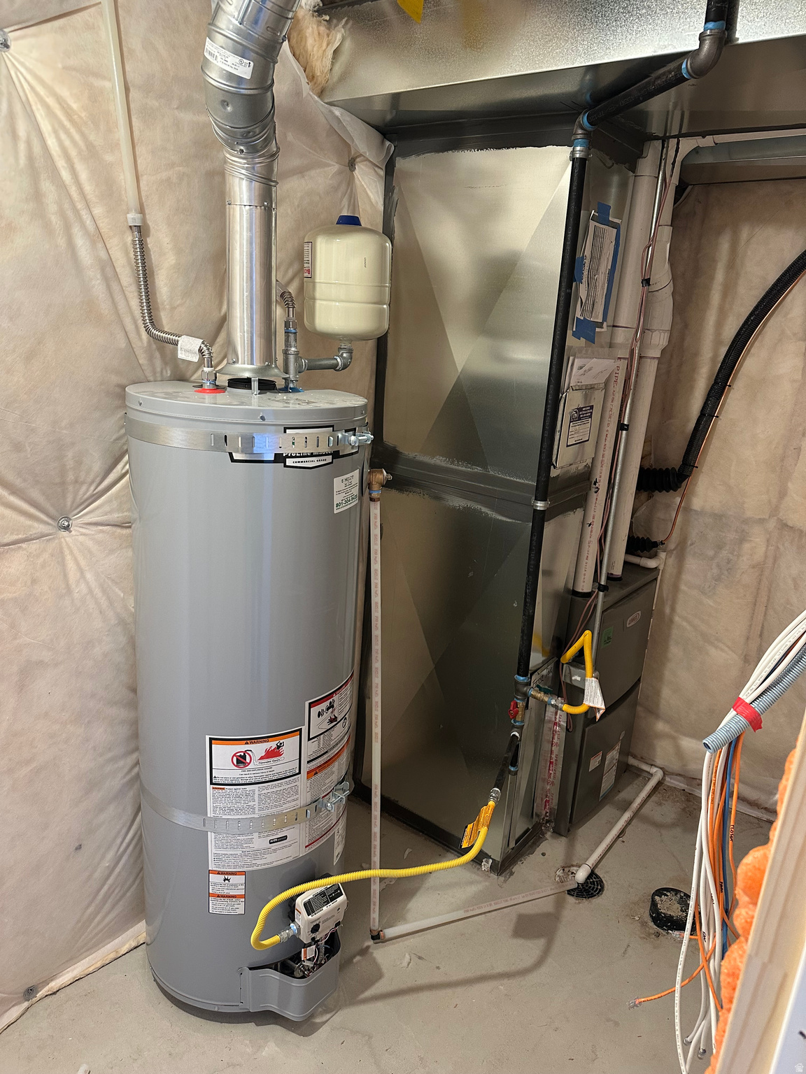 HIDDEN HOLLOW - Residential