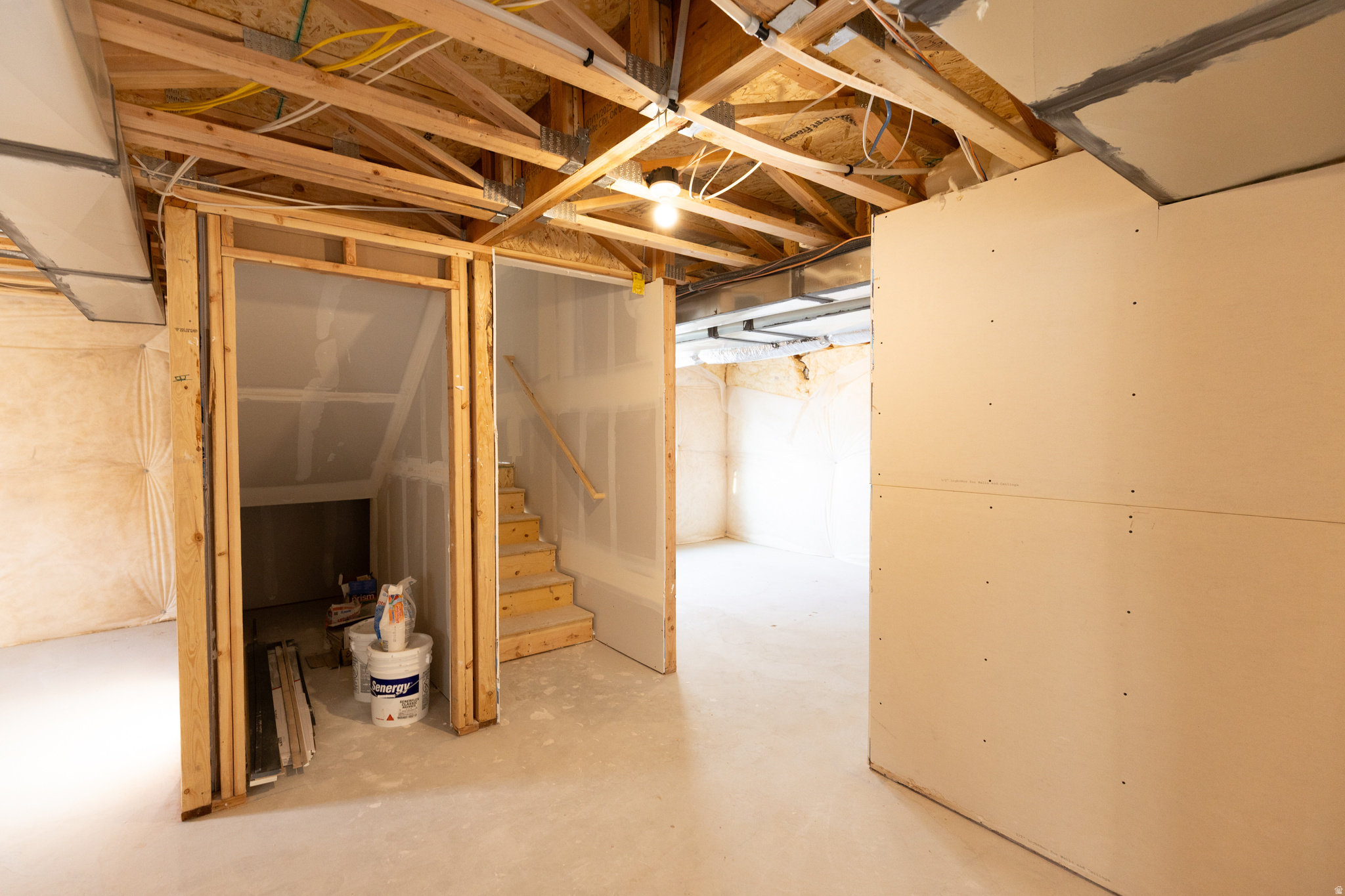 HIDDEN HOLLOW - Residential