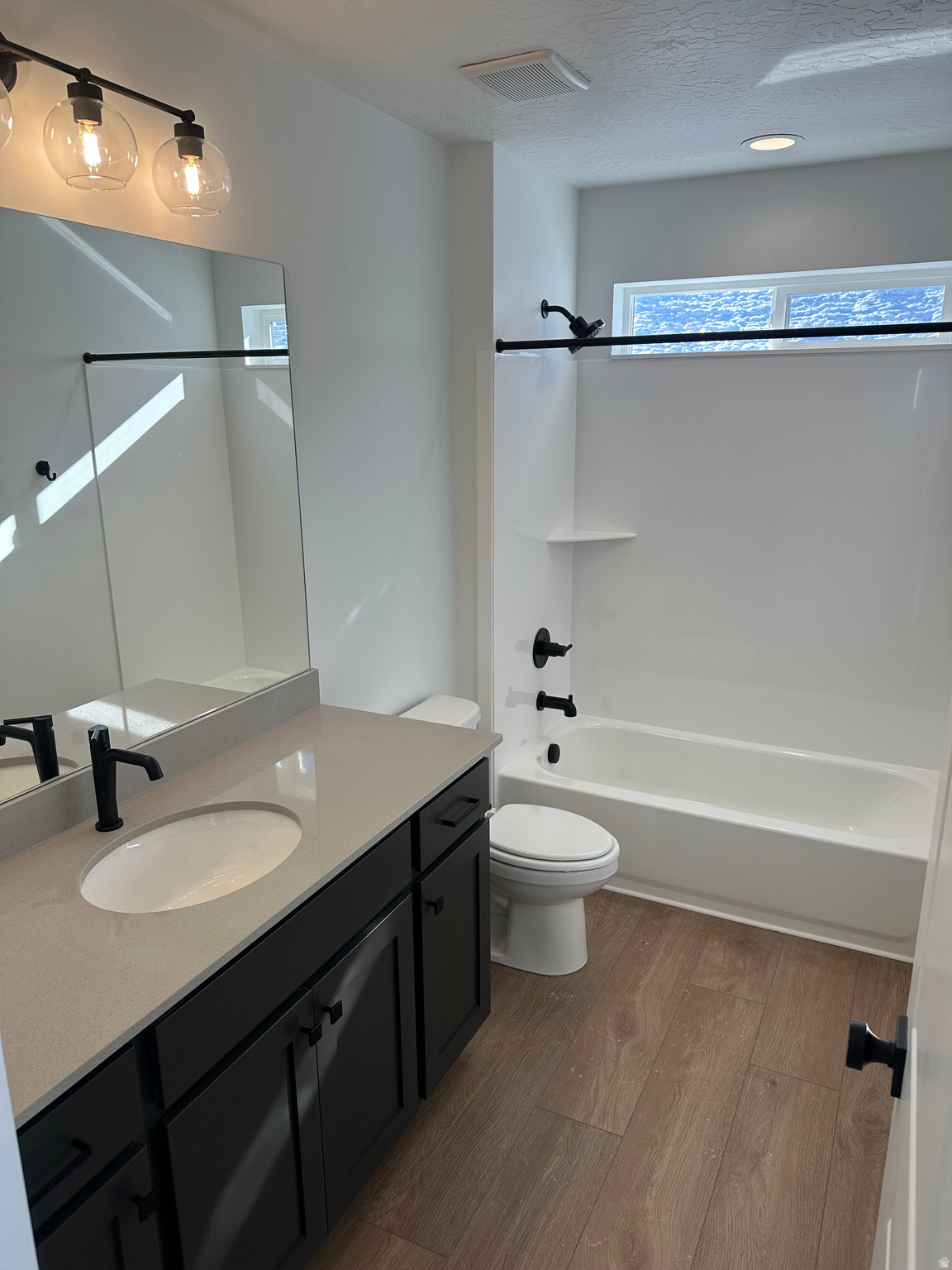 HIDDEN HOLLOW - Residential