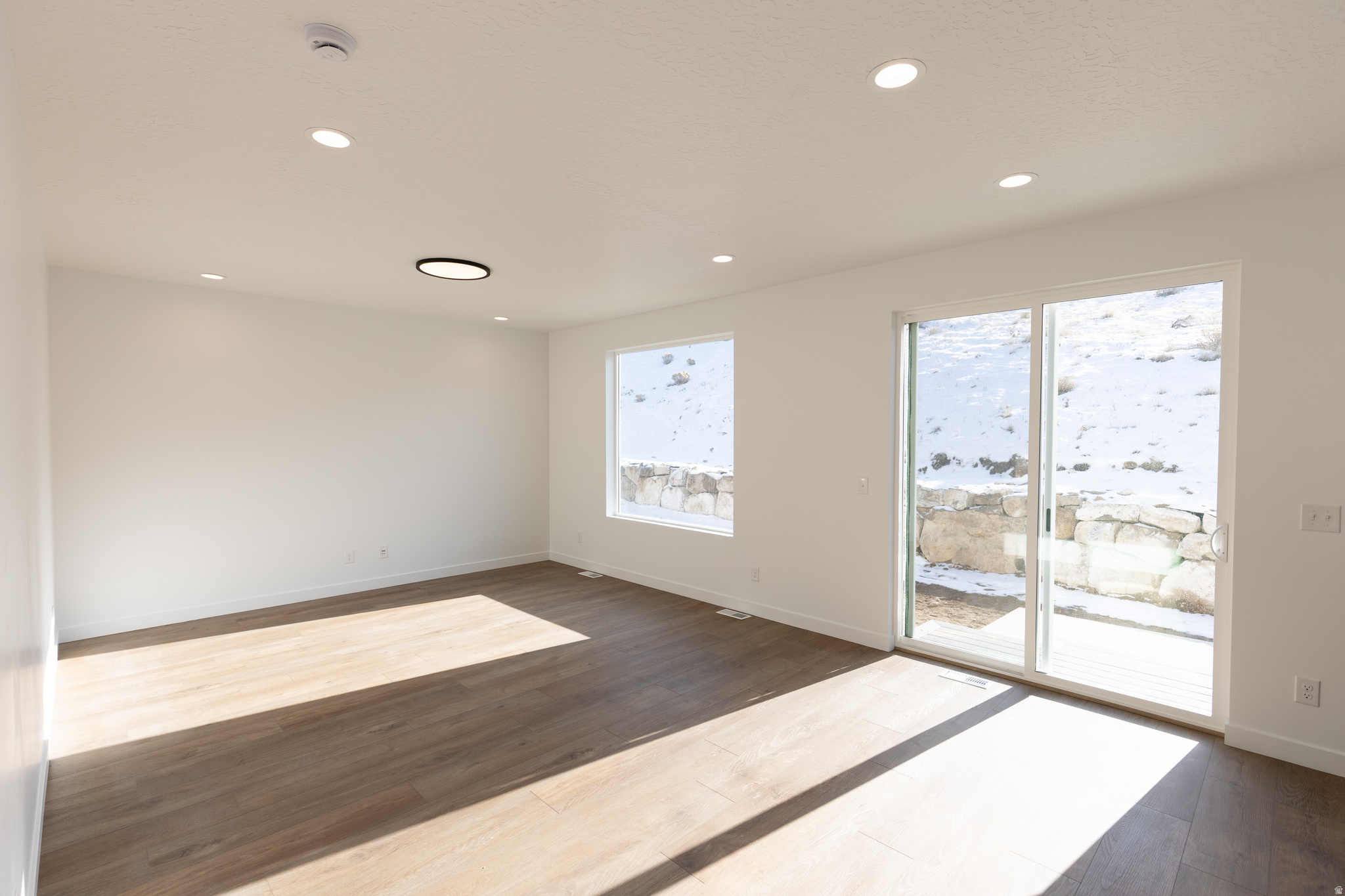 HIDDEN HOLLOW - Residential