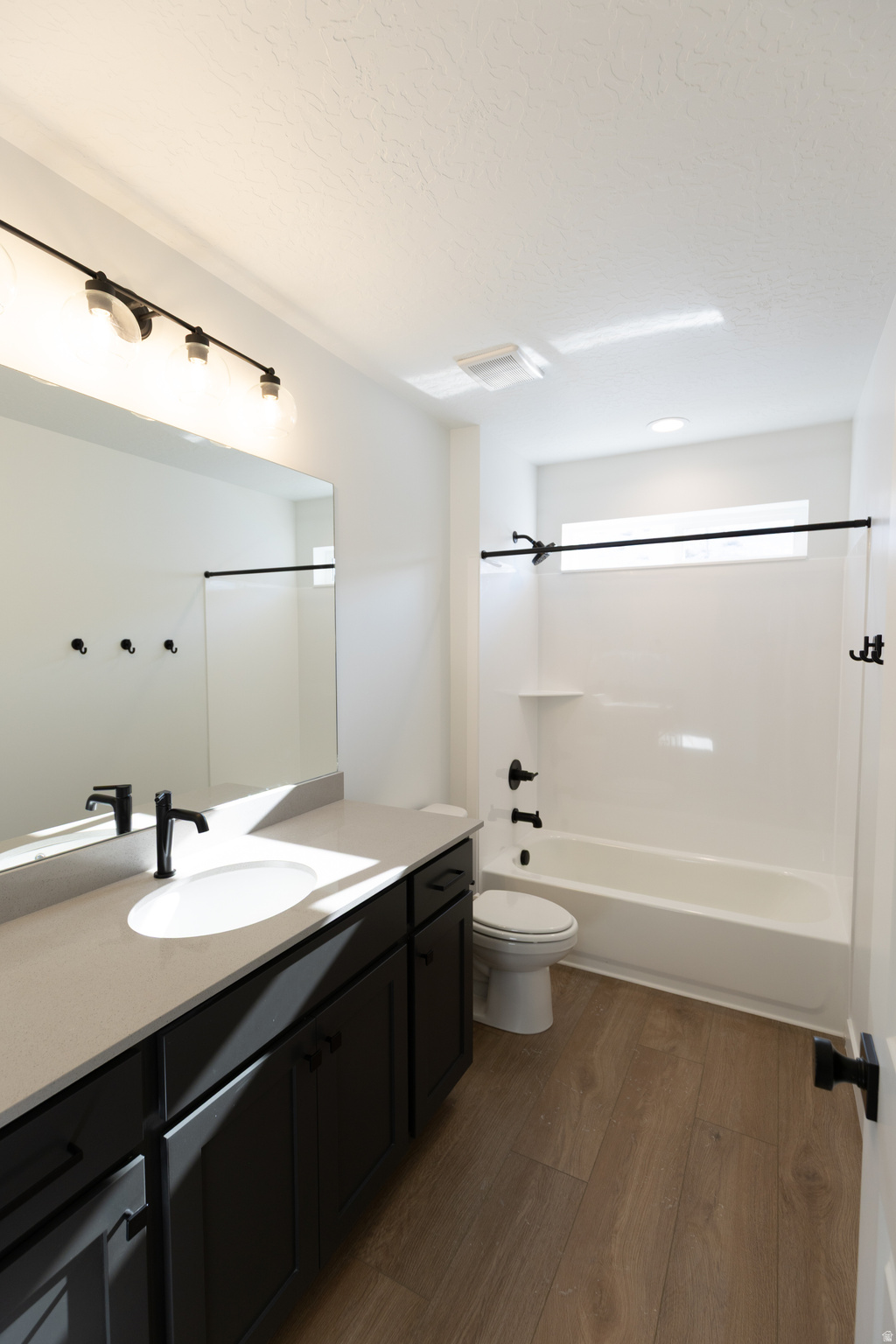 HIDDEN HOLLOW - Residential