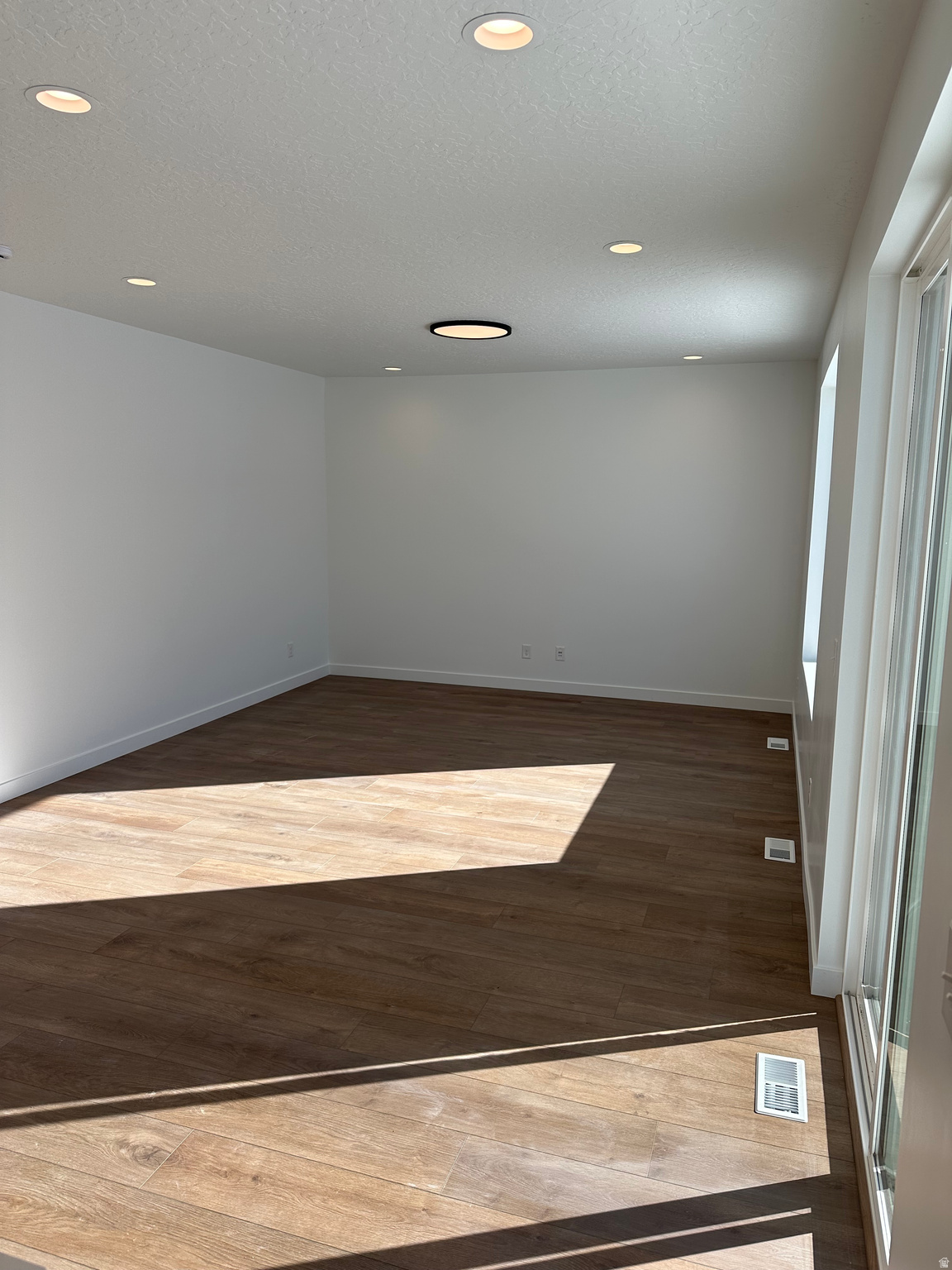 HIDDEN HOLLOW - Residential