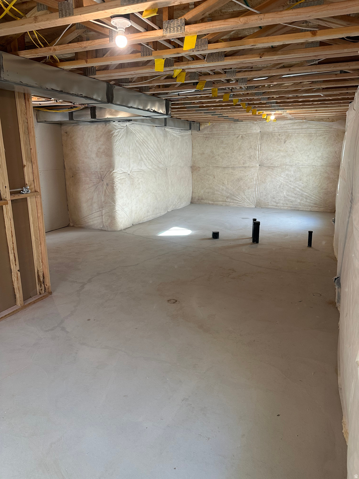 HIDDEN HOLLOW - Residential