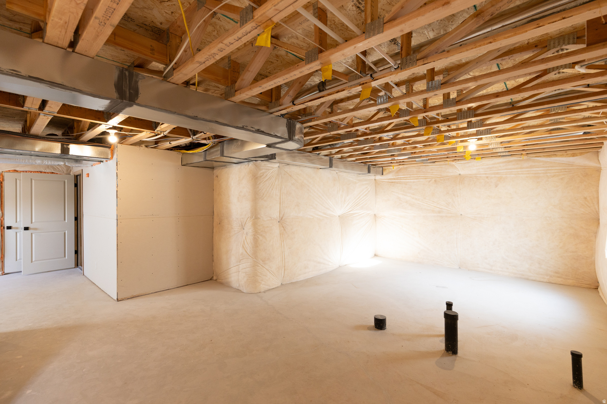 HIDDEN HOLLOW - Residential