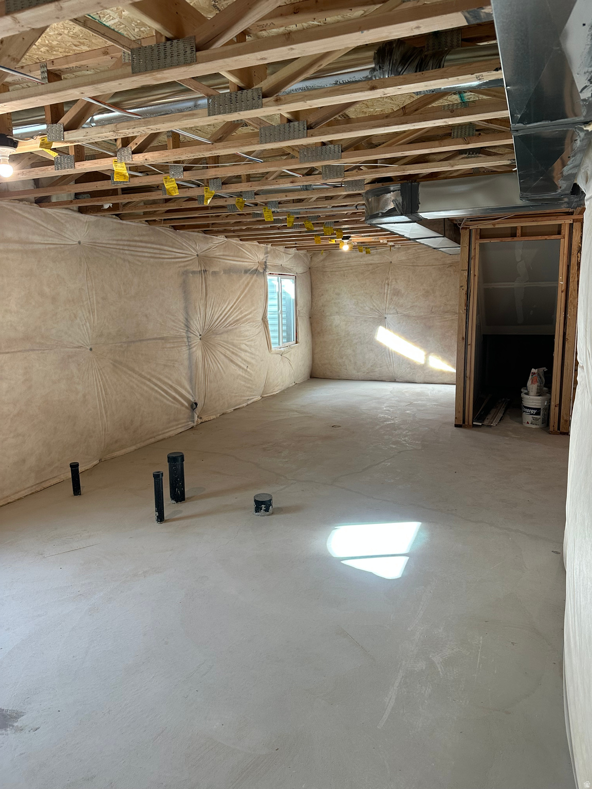 HIDDEN HOLLOW - Residential