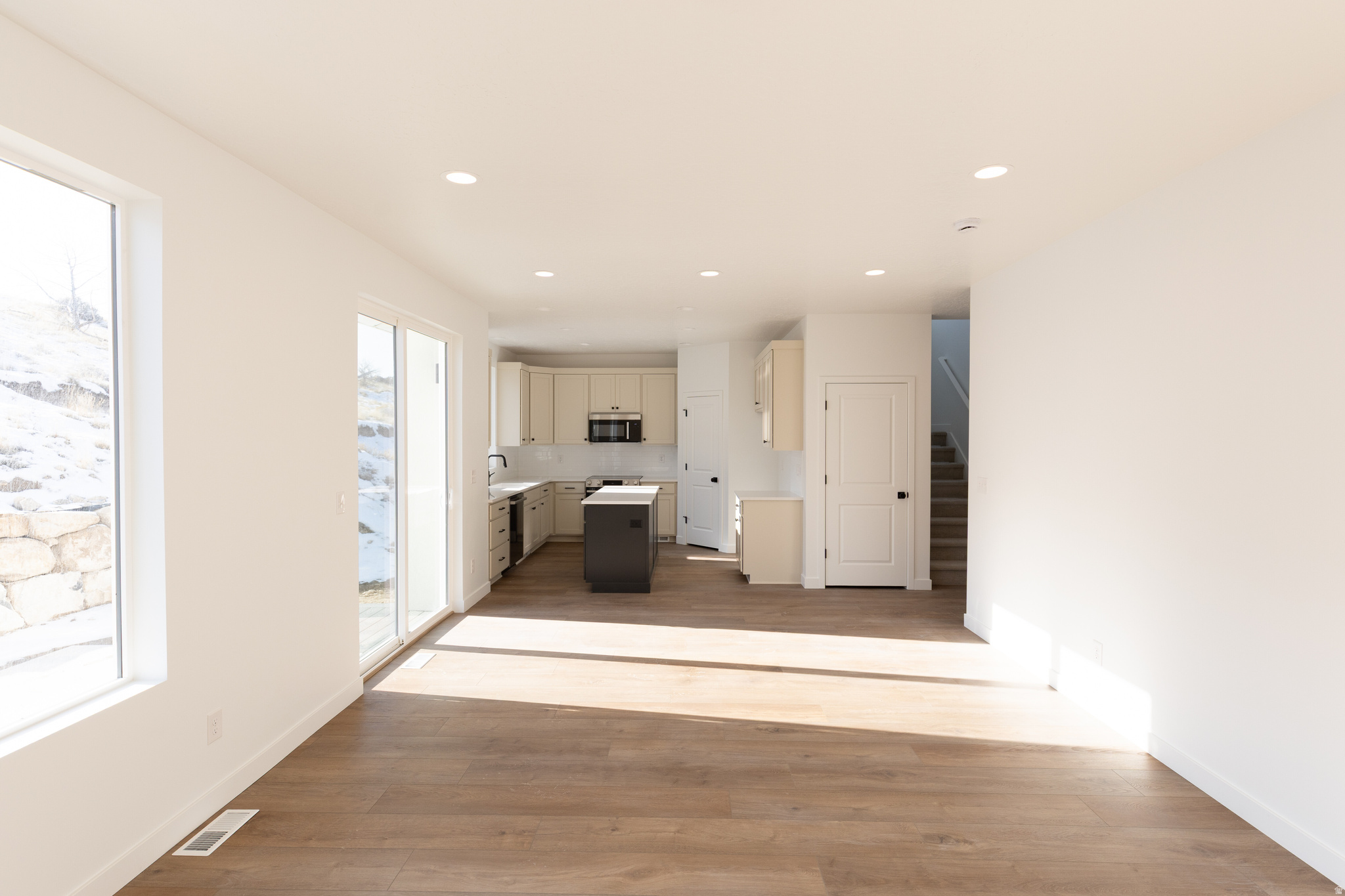 HIDDEN HOLLOW - Residential