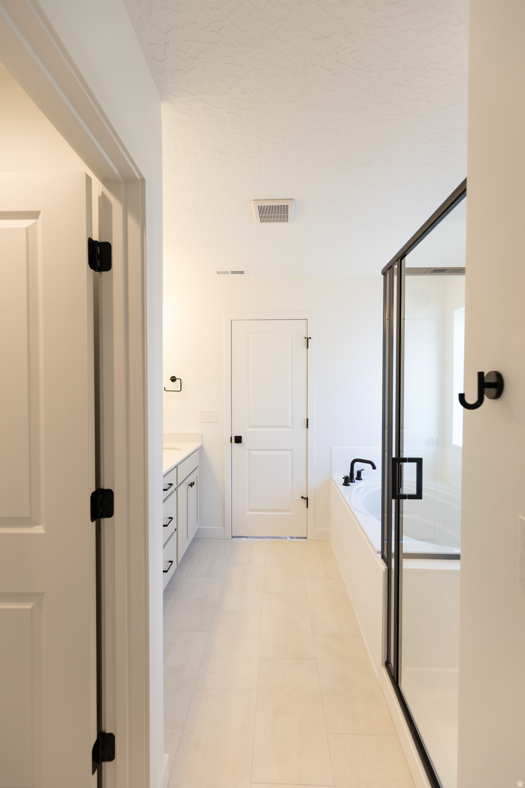 HIDDEN HOLLOW - Residential