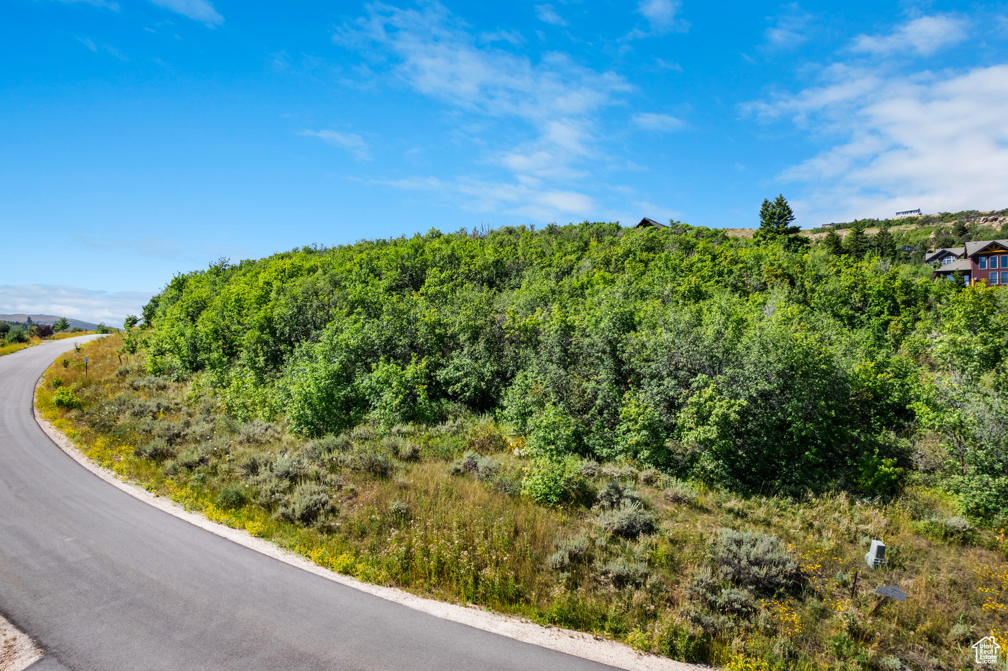 SHUNDAHAI SUB - Land