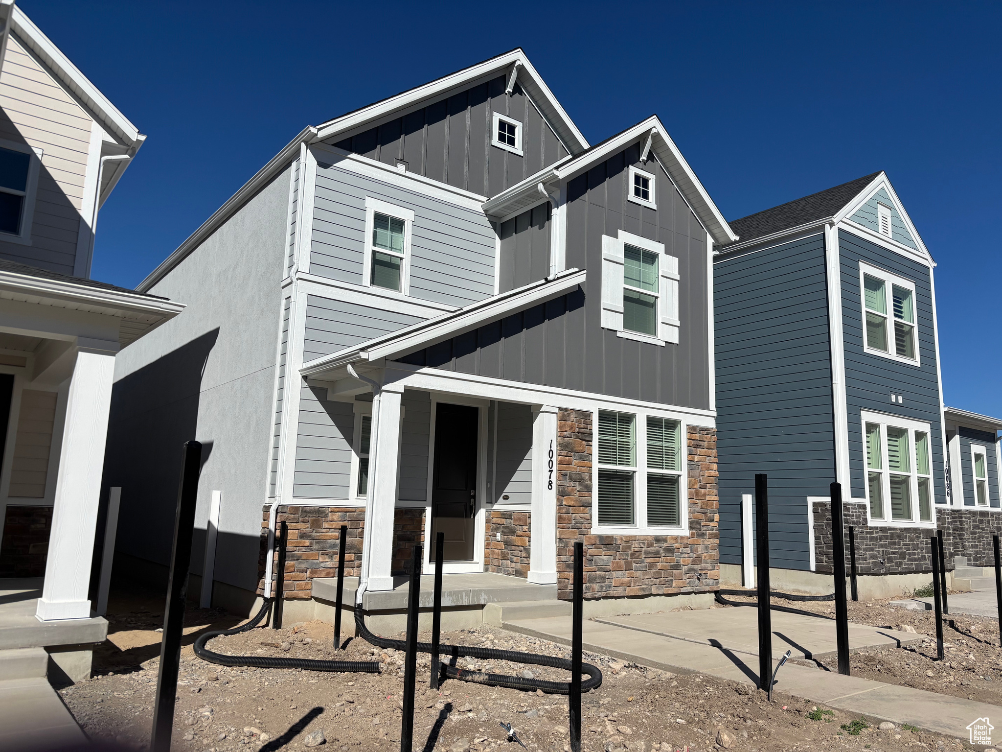 RIDGE - Residential Lease