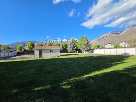 Tiny photo for 615 E 300 N, Alpine, UT 84004 (MLS # 2153182)