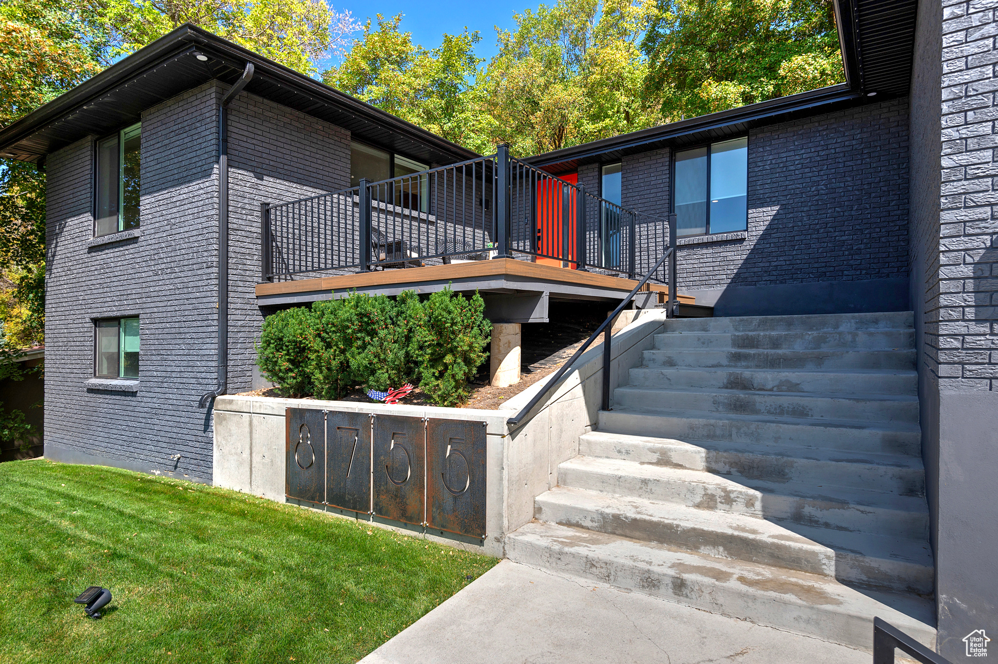 GOLDEN HILLS NO 6 - Residential