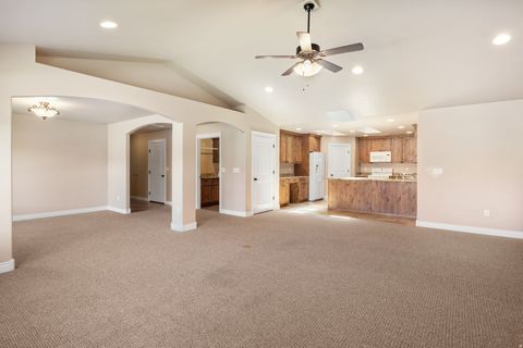 Tiny photo for 683 N 475 W, Kaysville, UT 84037 (MLS # 2153955)