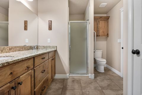 Tiny photo for 683 N 475 W, Kaysville, UT 84037 (MLS # 2153955)