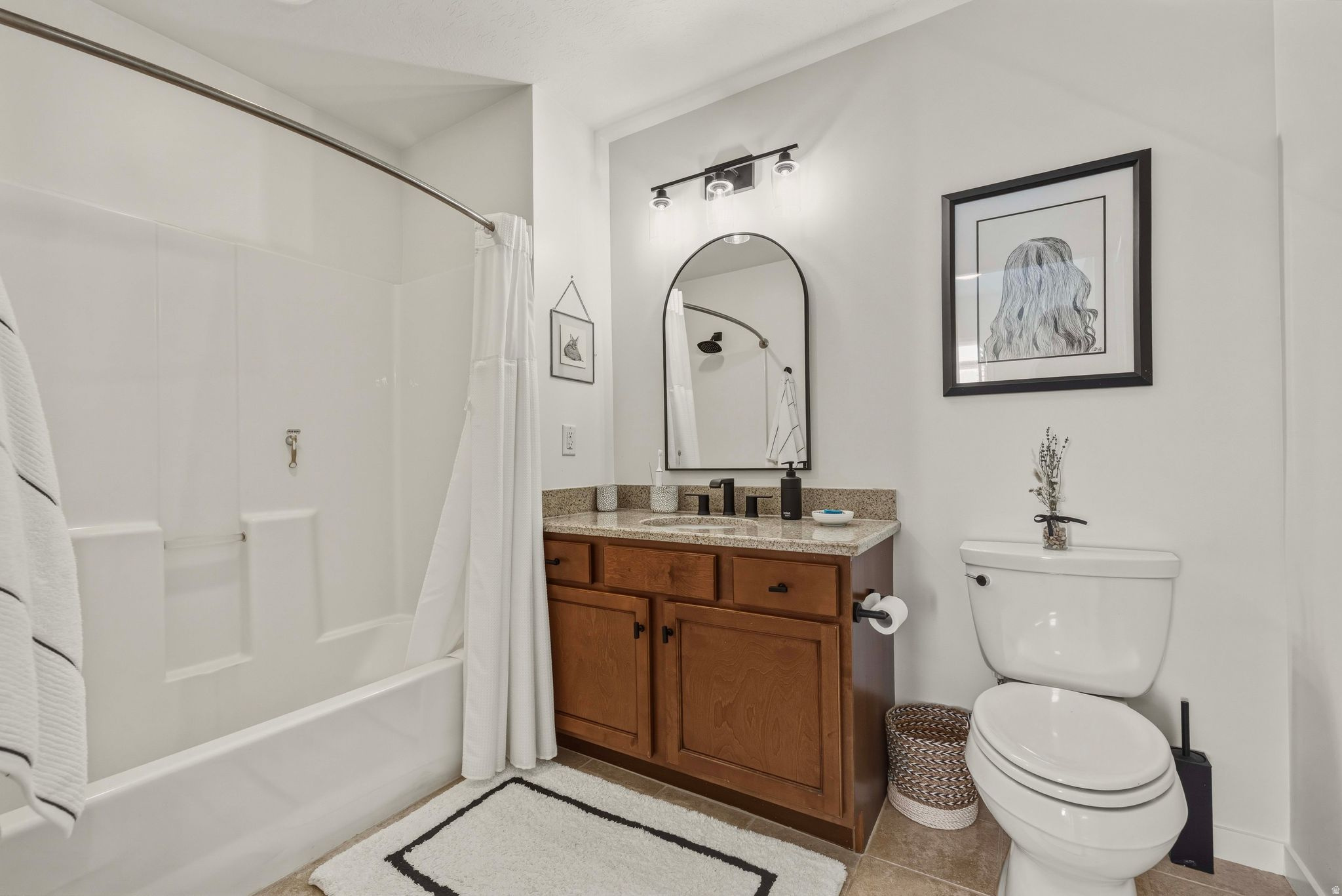 CENTRAL POINTE CONDOMINIUMS - Residential