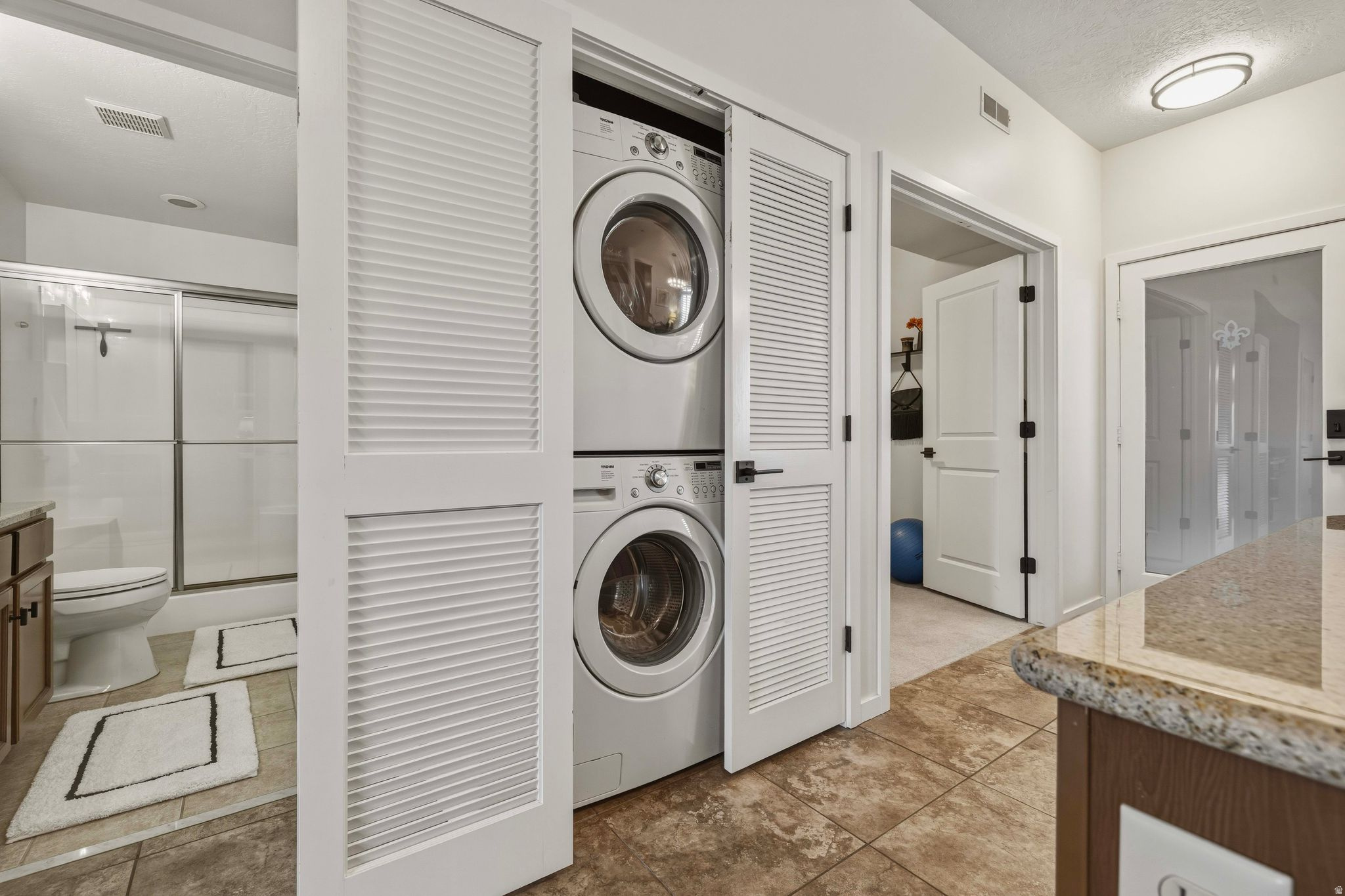 CENTRAL POINTE CONDOMINIUMS - Residential