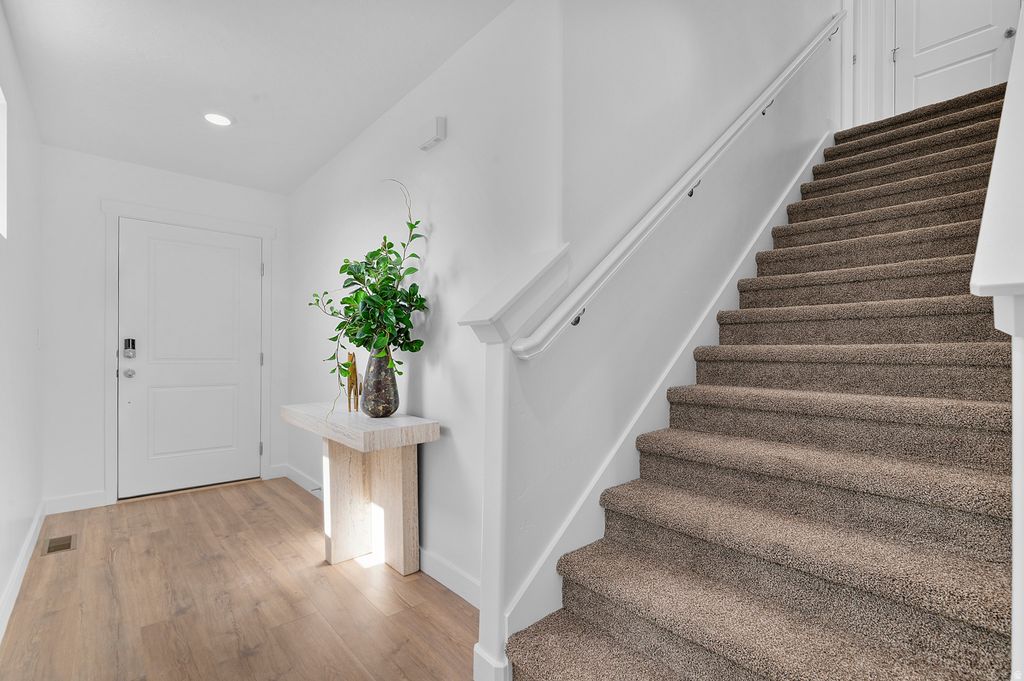 Photo of 4276 N BUCKSTONE WAY #1361, Lehi, UT 84048 (MLS # 2156736)
