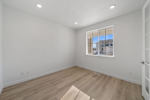 Tiny photo for 26 SNOWY EGRET AVE E #701, Saratoga Springs, UT 84045 (MLS # 2138695)